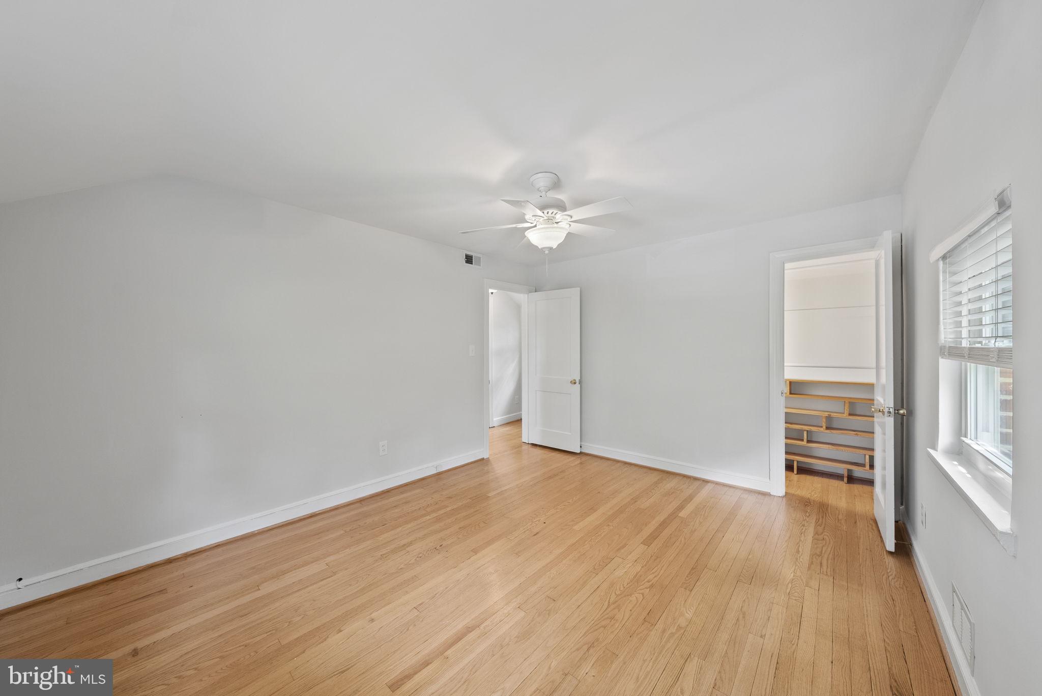 Real estate listing preview #25