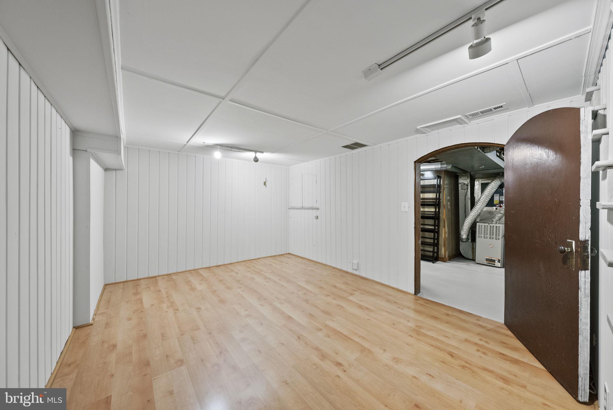 Real estate listing preview #30