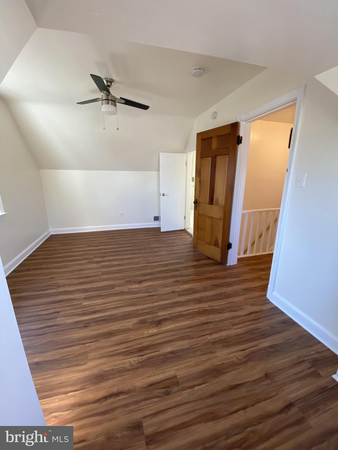 Real estate listing preview #12