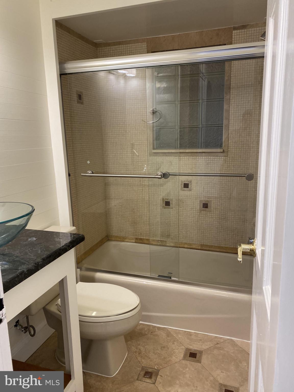 Real estate listing preview #13