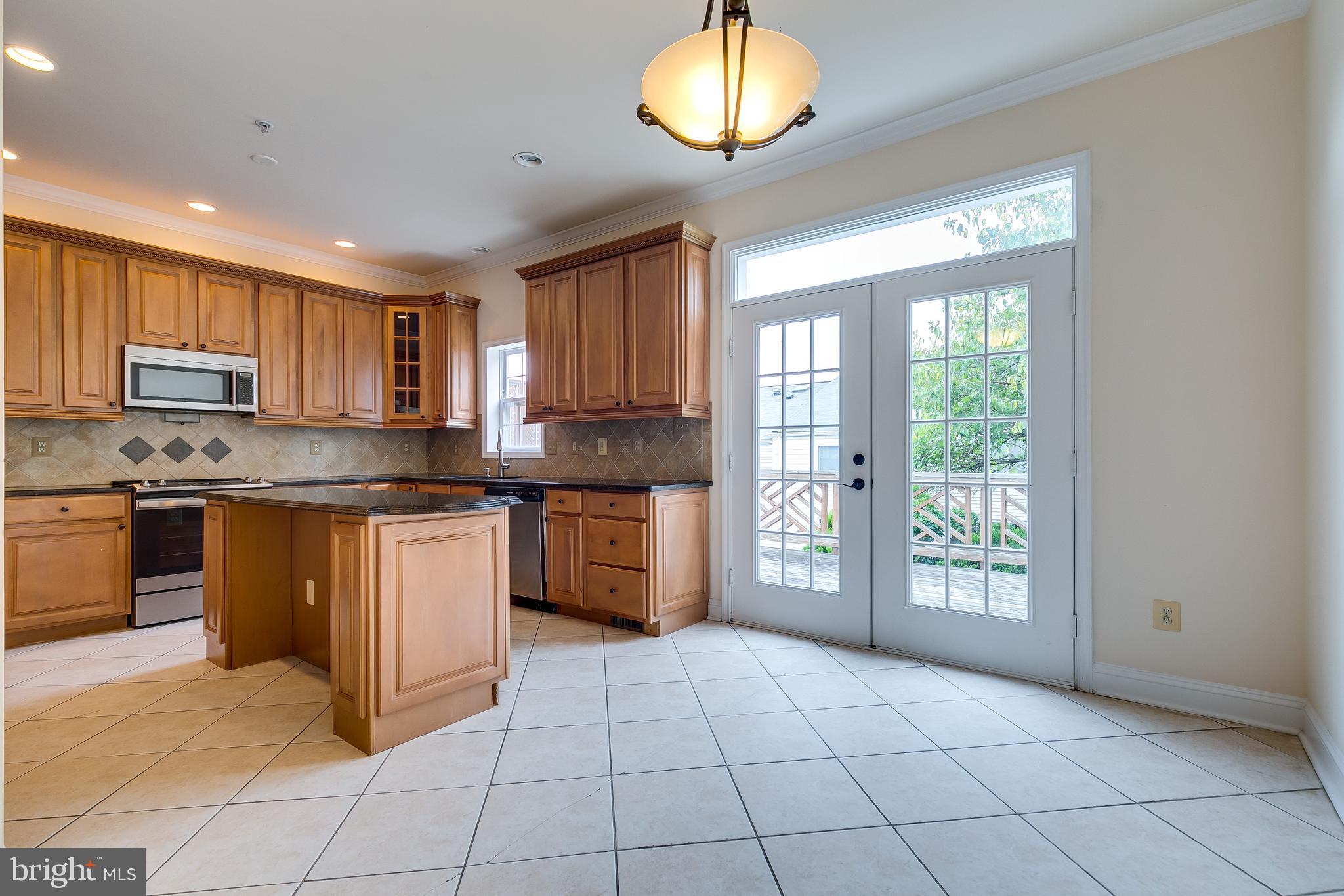 Real estate listing preview #23