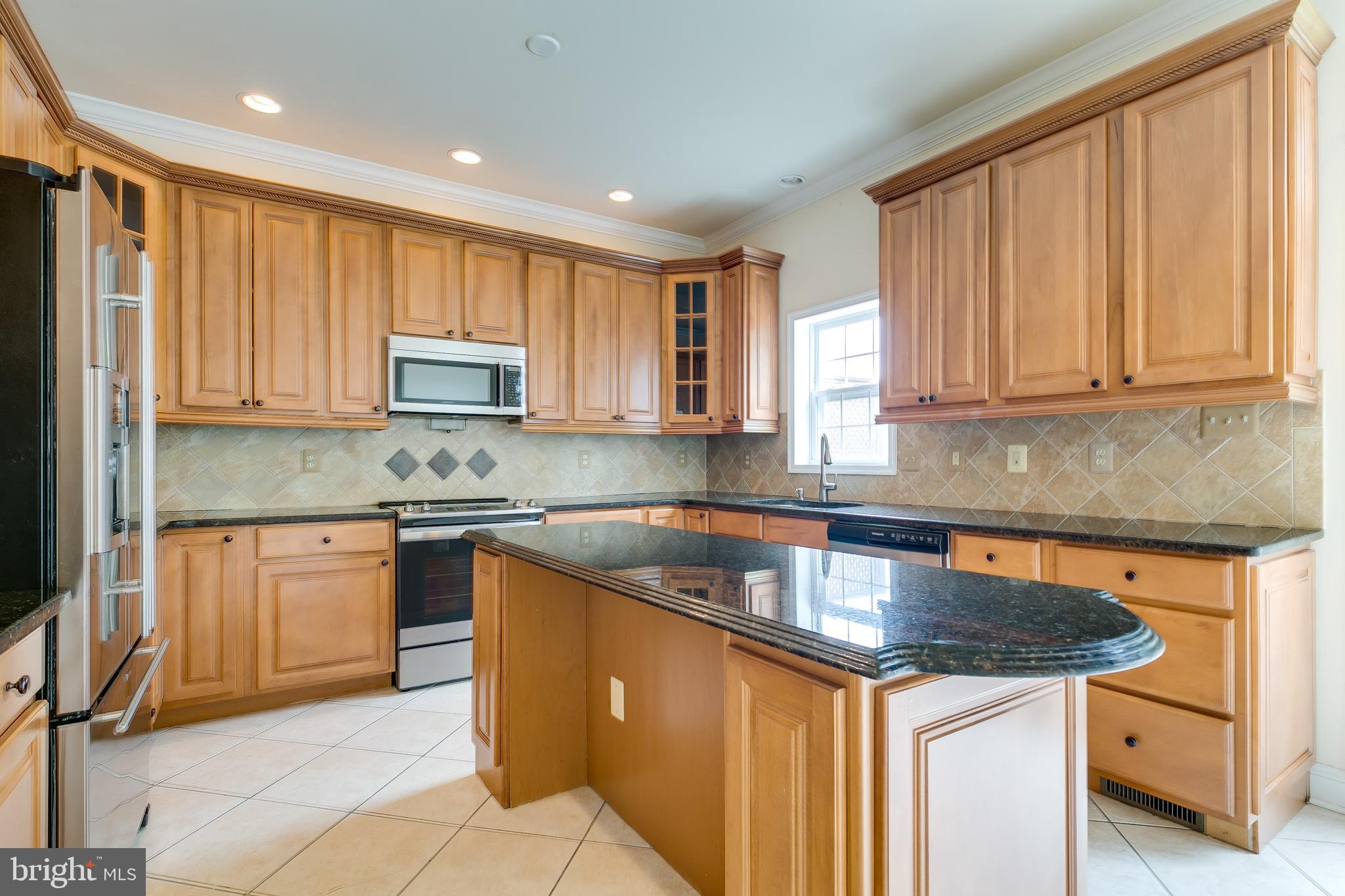 Real estate listing preview #26