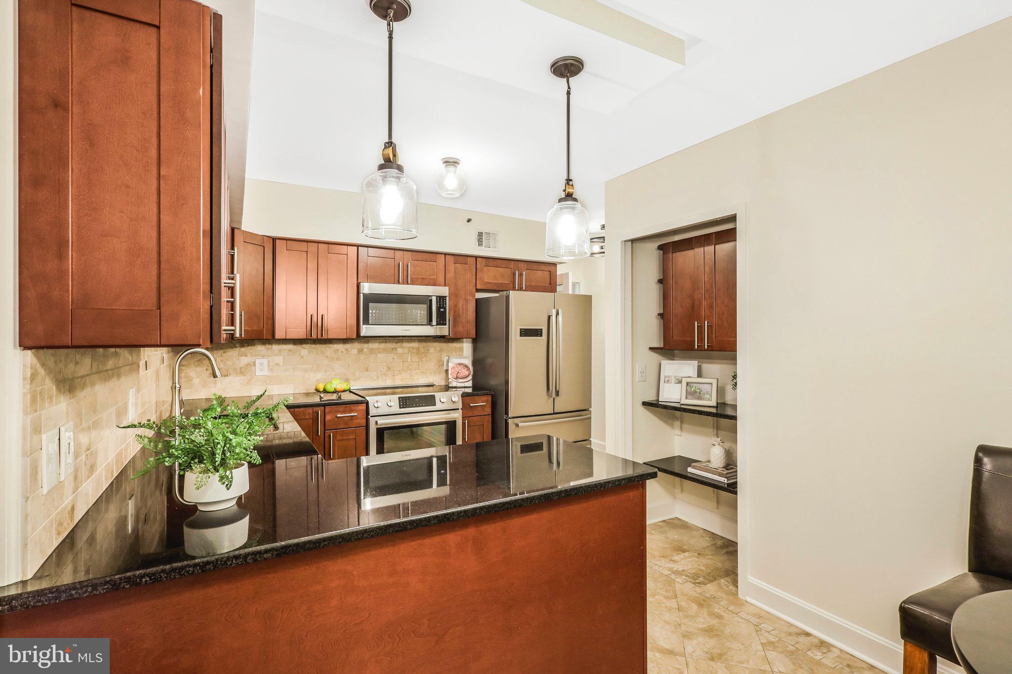 Real estate listing preview #9