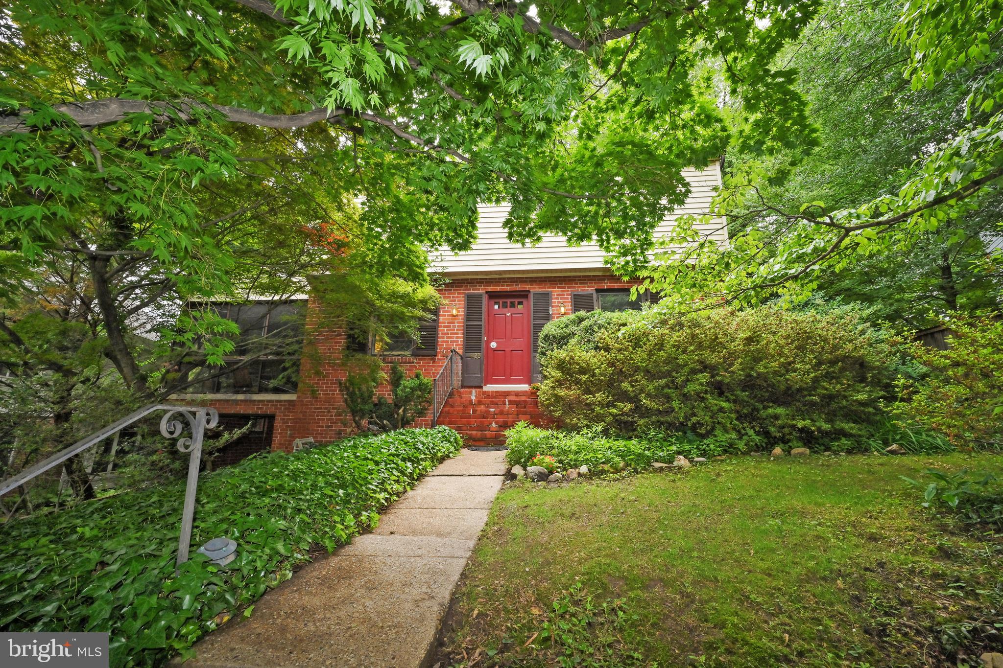 Real estate listing preview #5