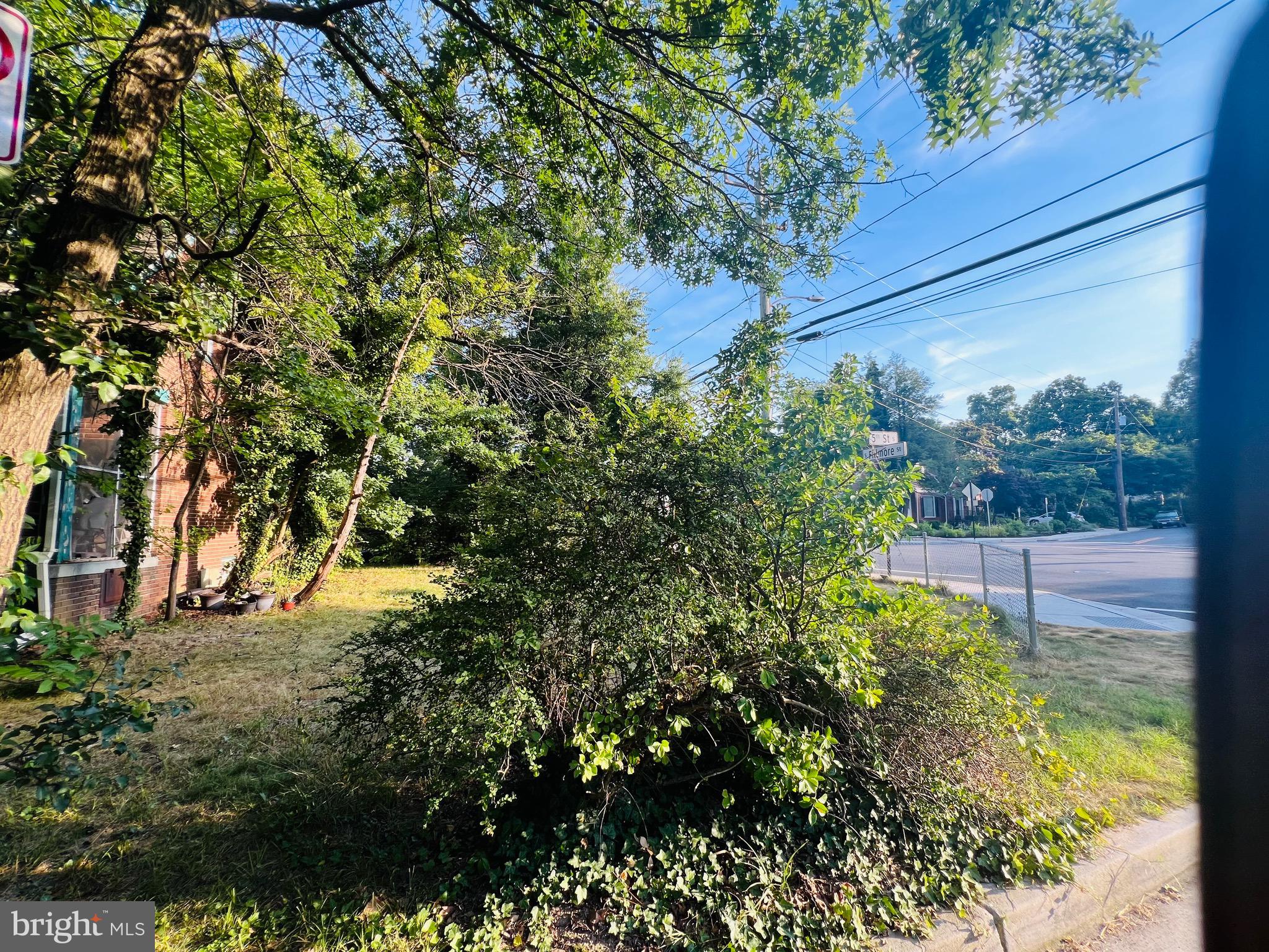 Real estate listing preview #4