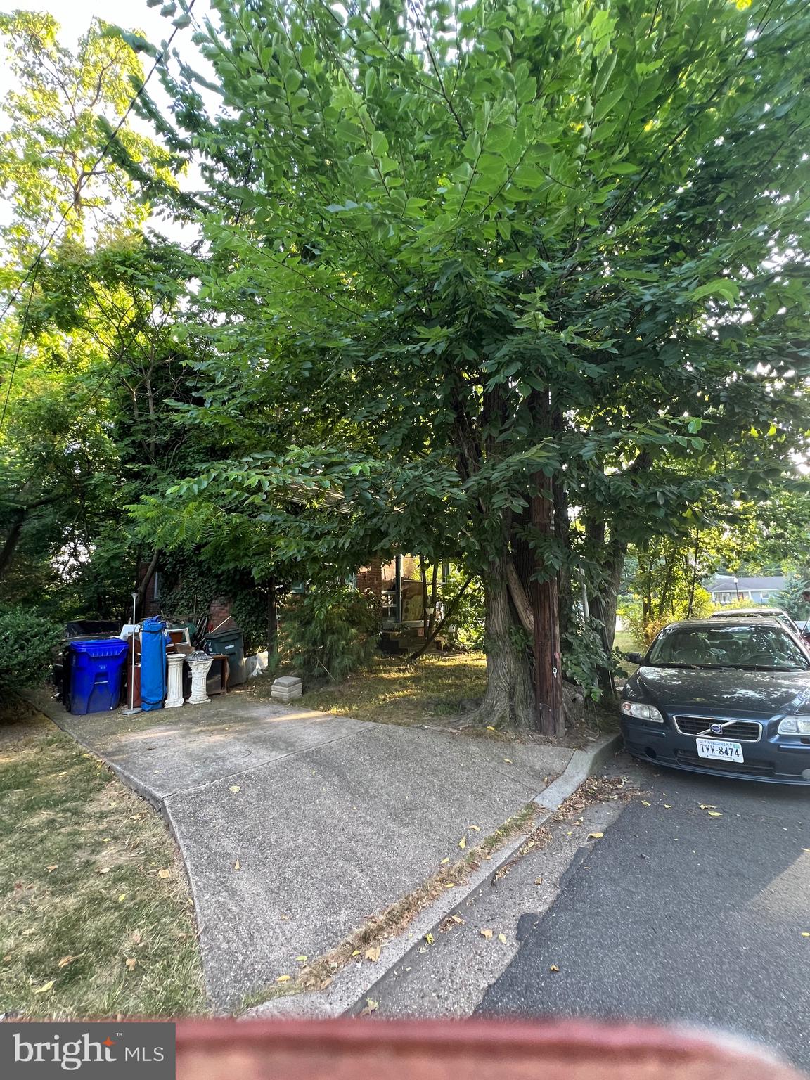 Real estate listing preview #3