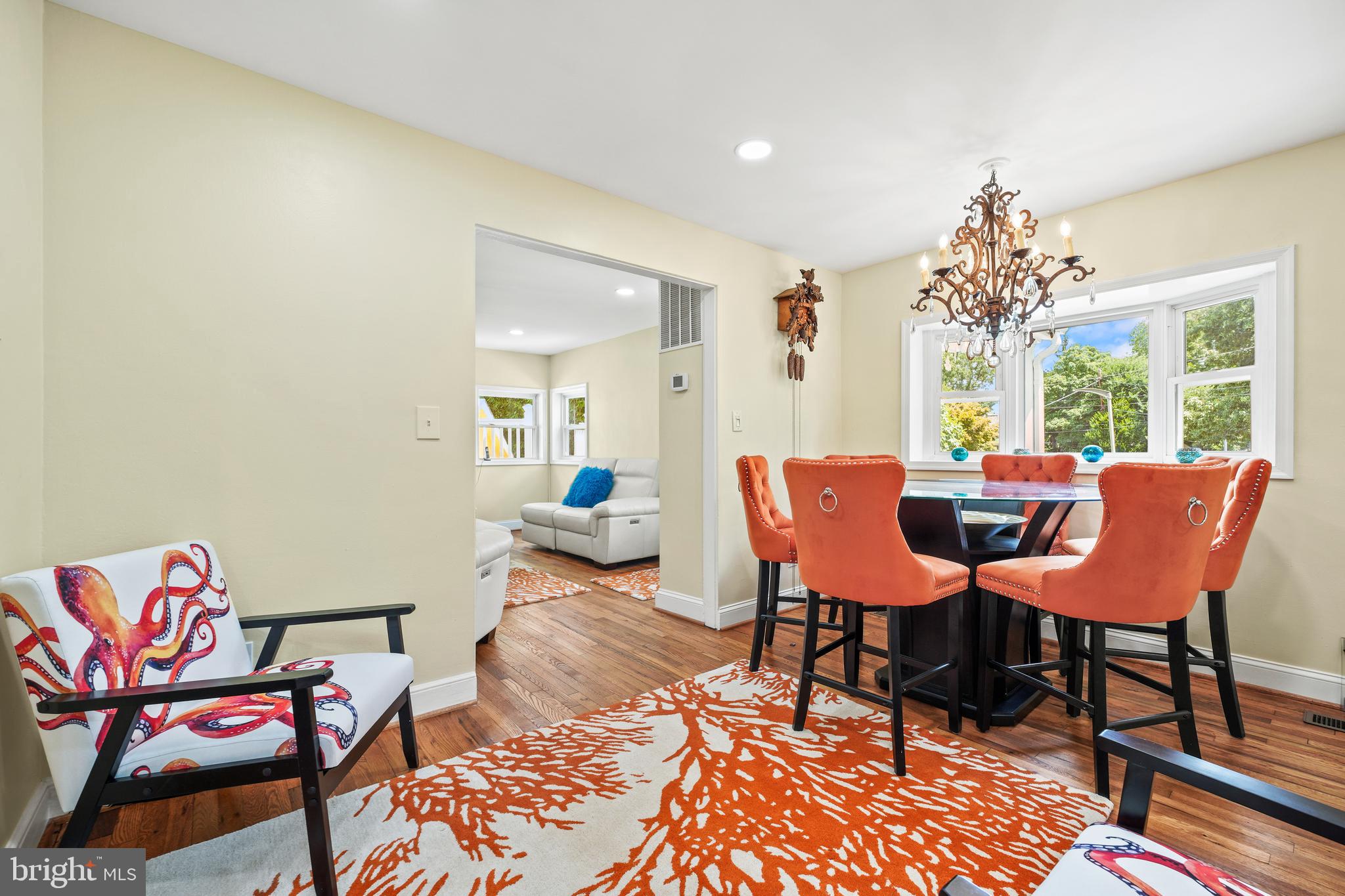 Real estate listing preview #14