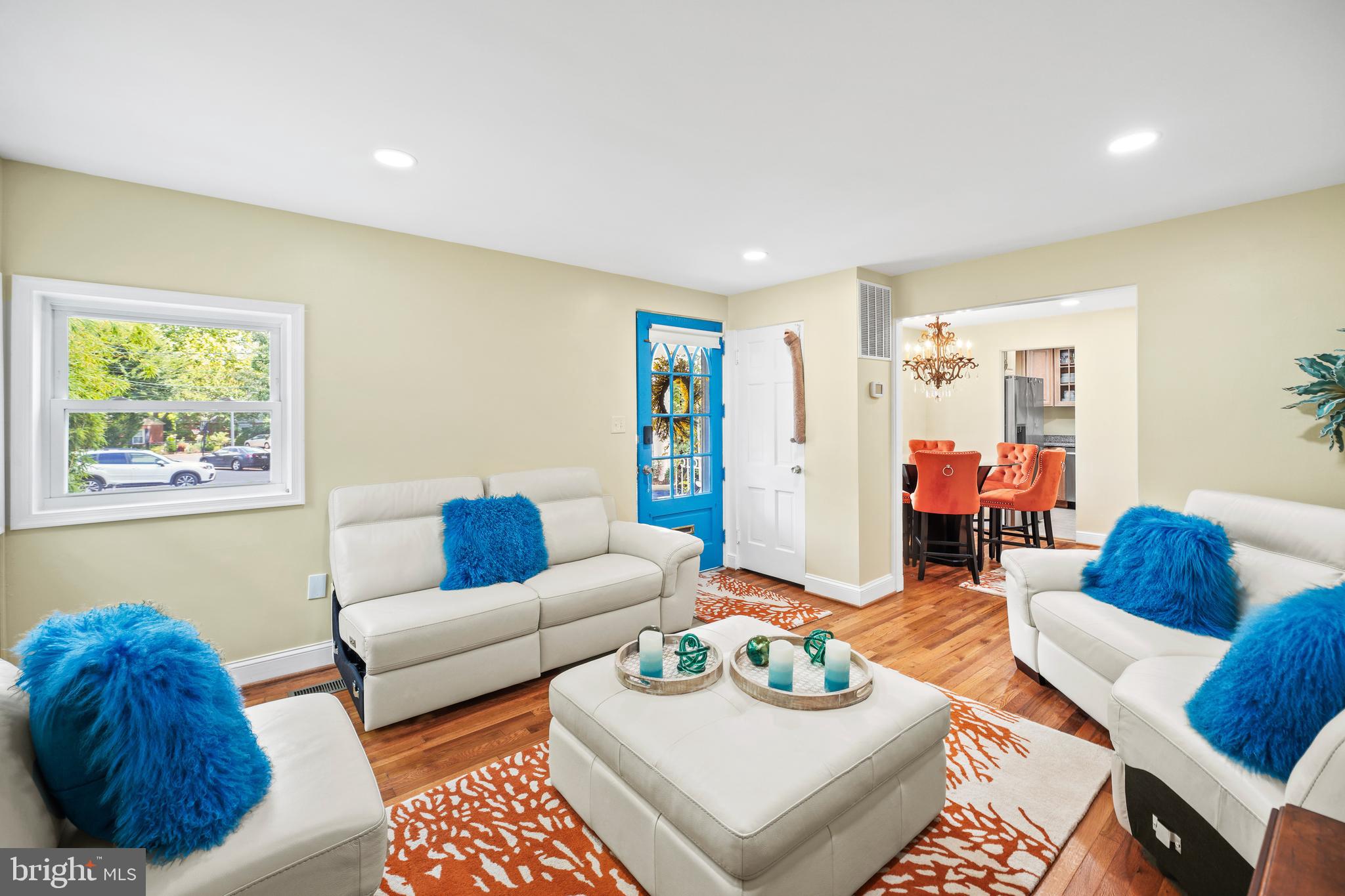 Real estate listing preview #1