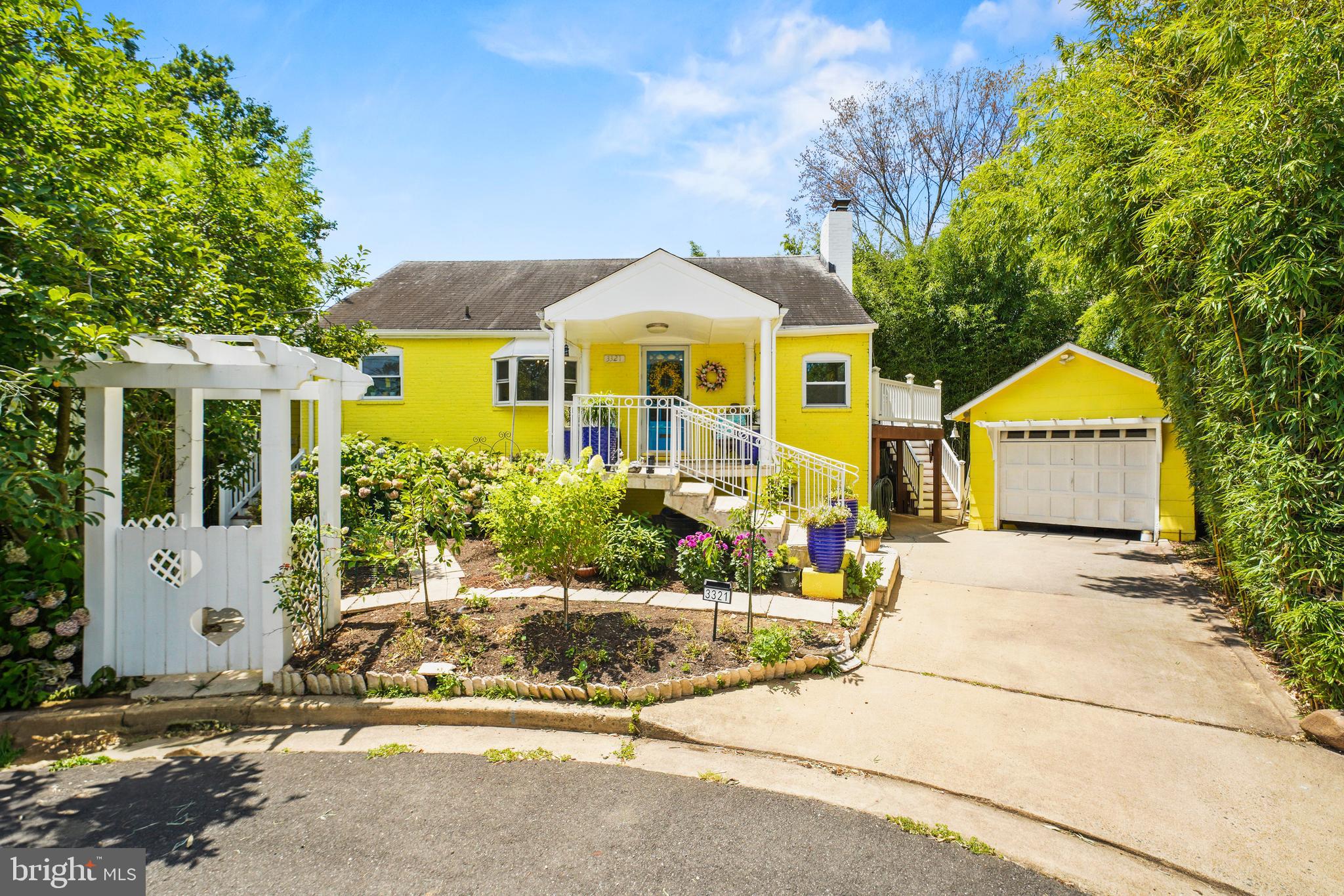 Real estate listing preview #5