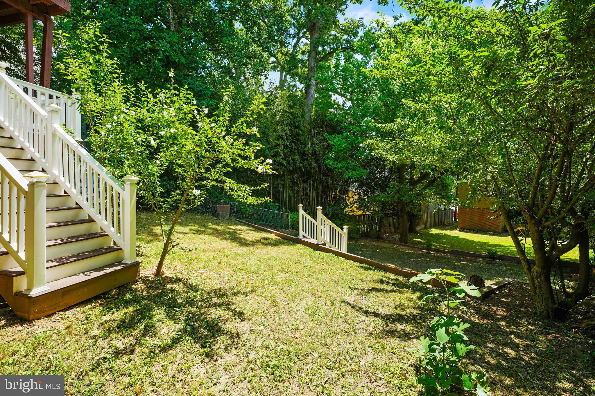 Real estate listing preview #24