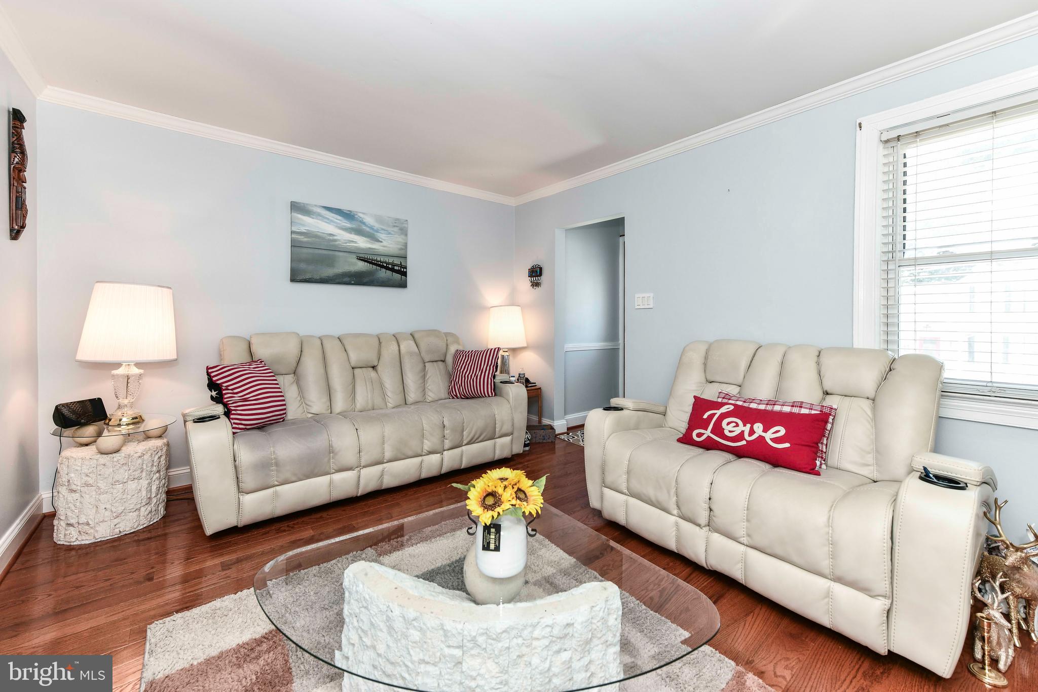 Real estate listing preview #4