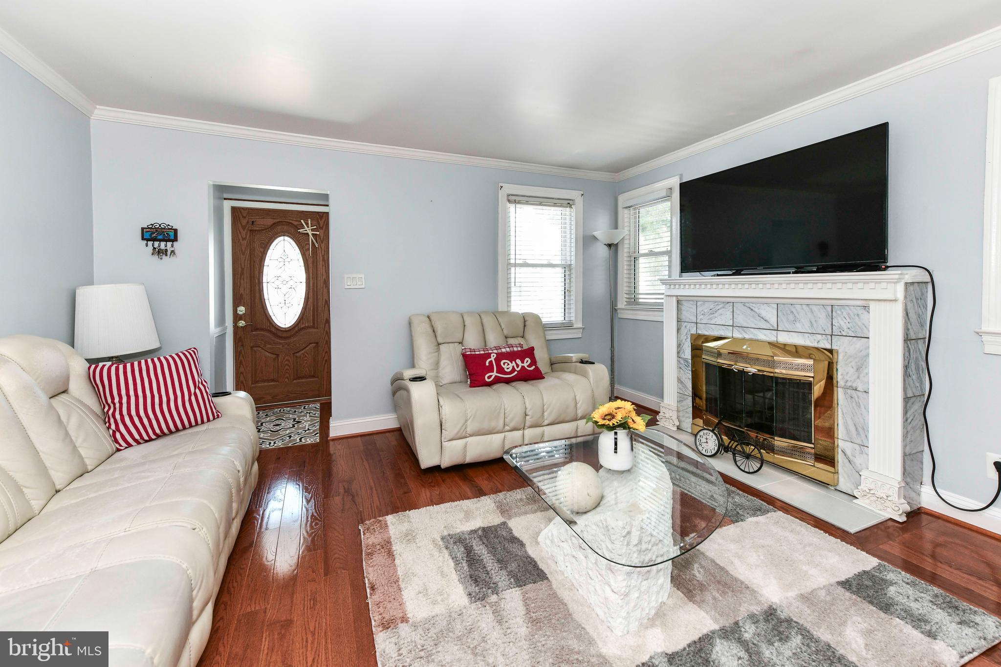 Real estate listing preview #2