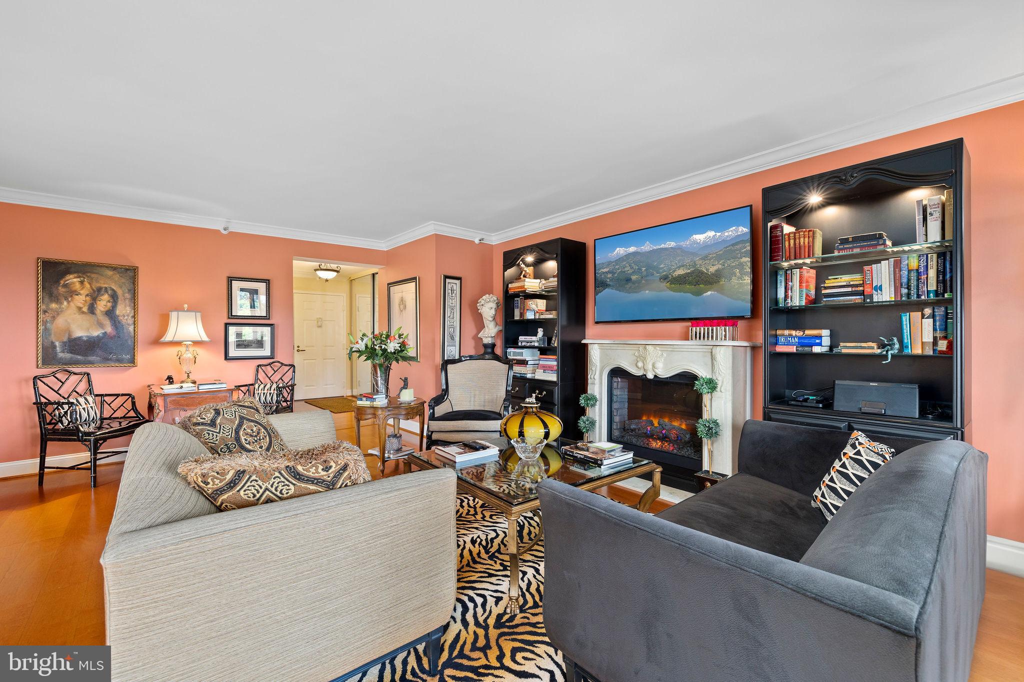 Real estate listing preview #8