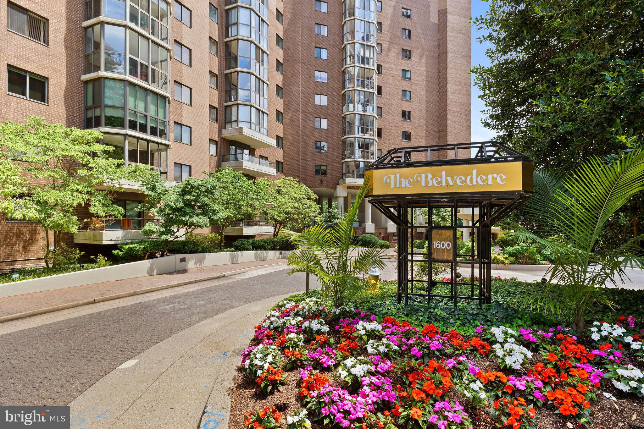 Real estate listing preview #1