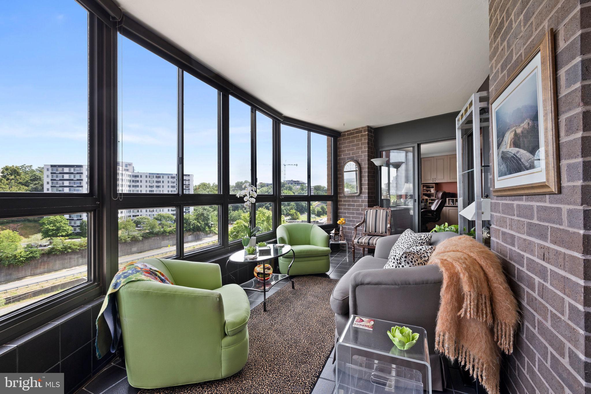 Real estate listing preview #14