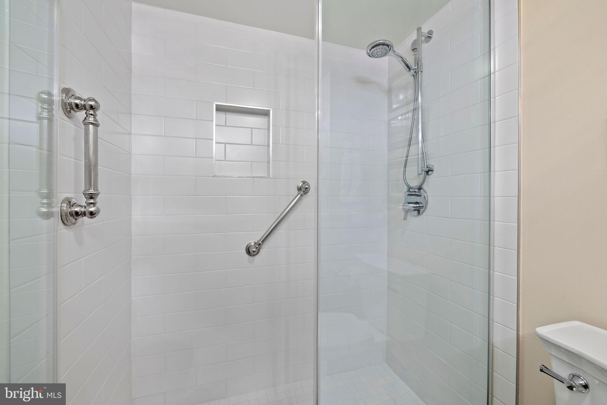 Real estate listing preview #31