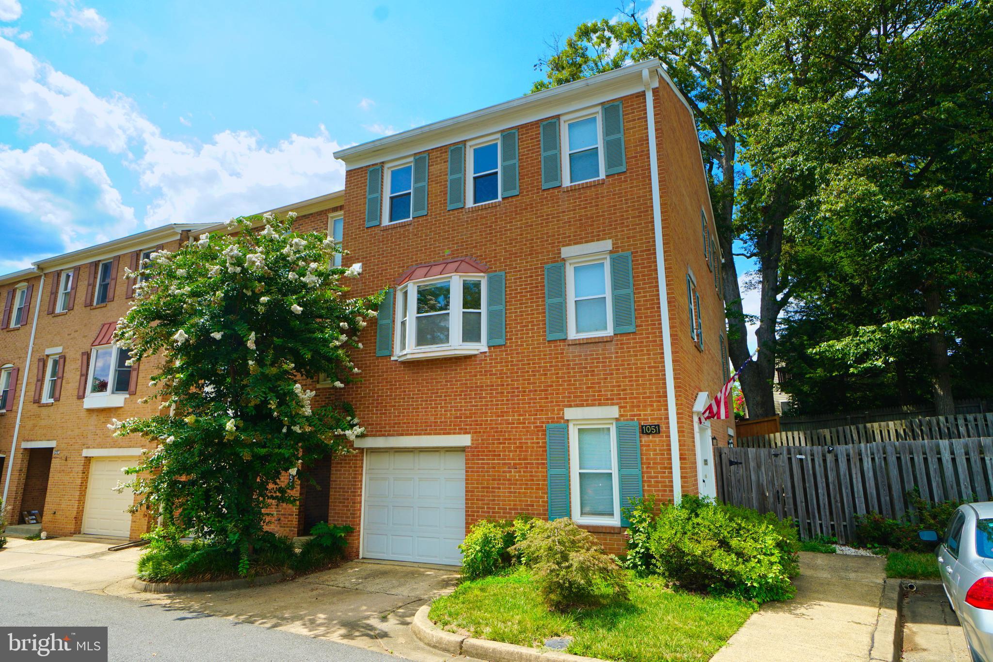 Real estate listing preview #1