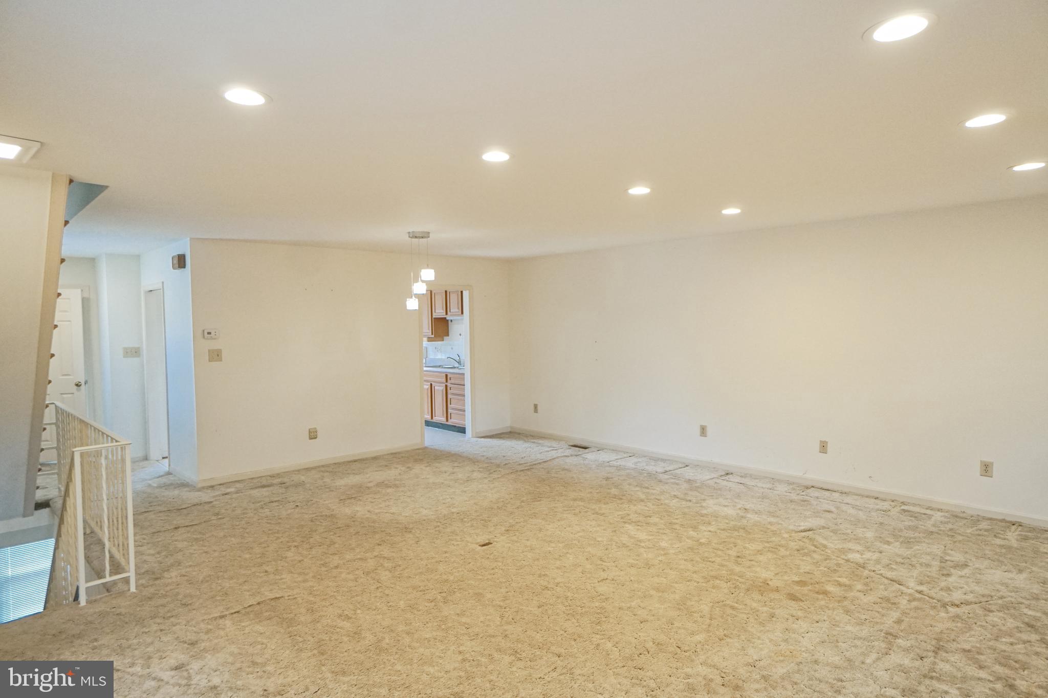 Real estate listing preview #9