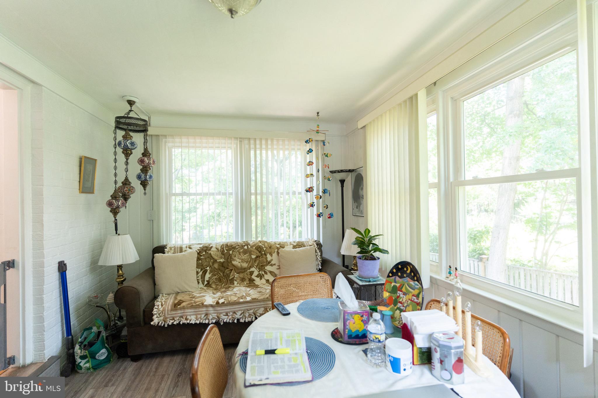 Real estate listing preview #10