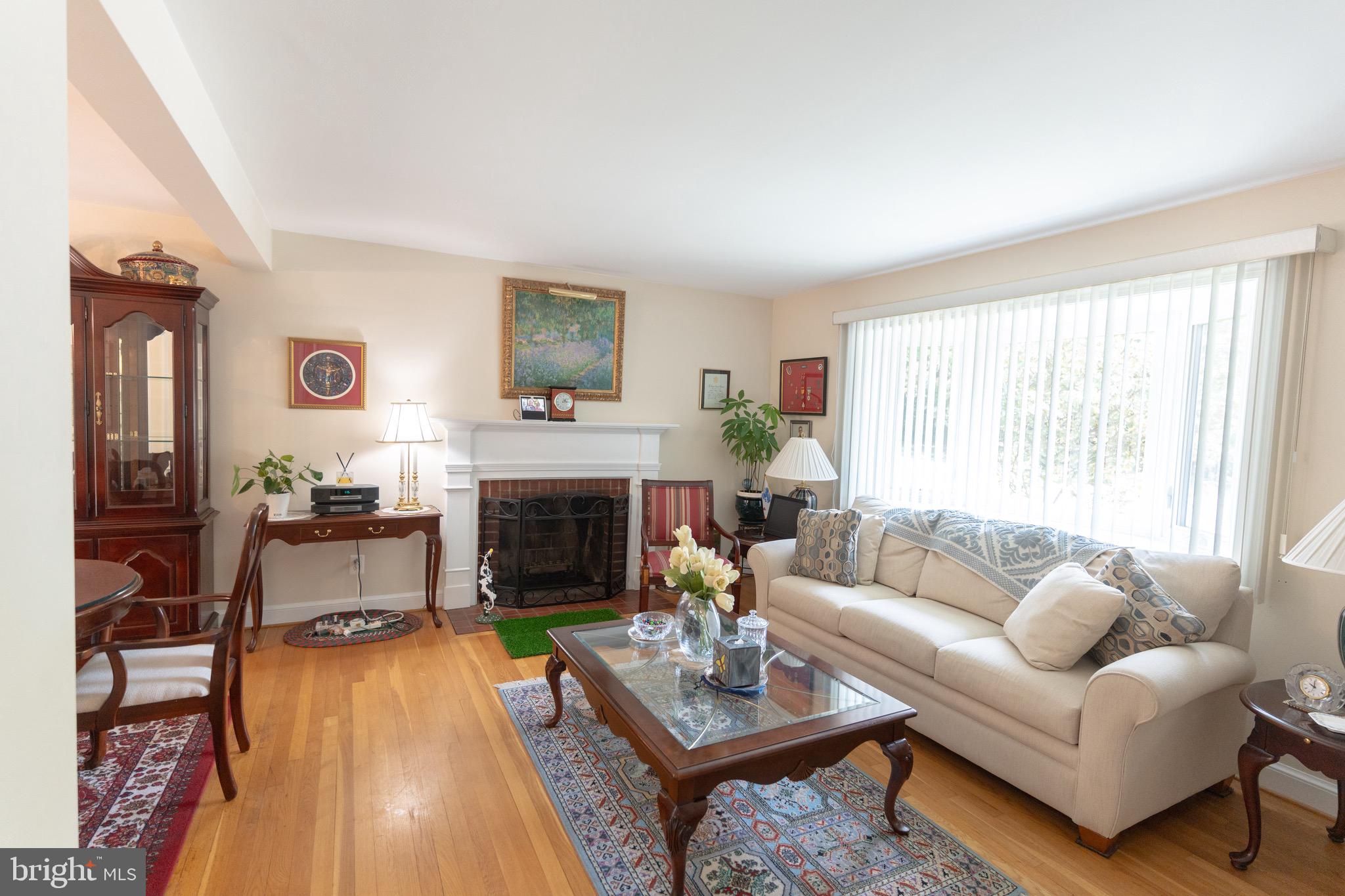 Real estate listing preview #4