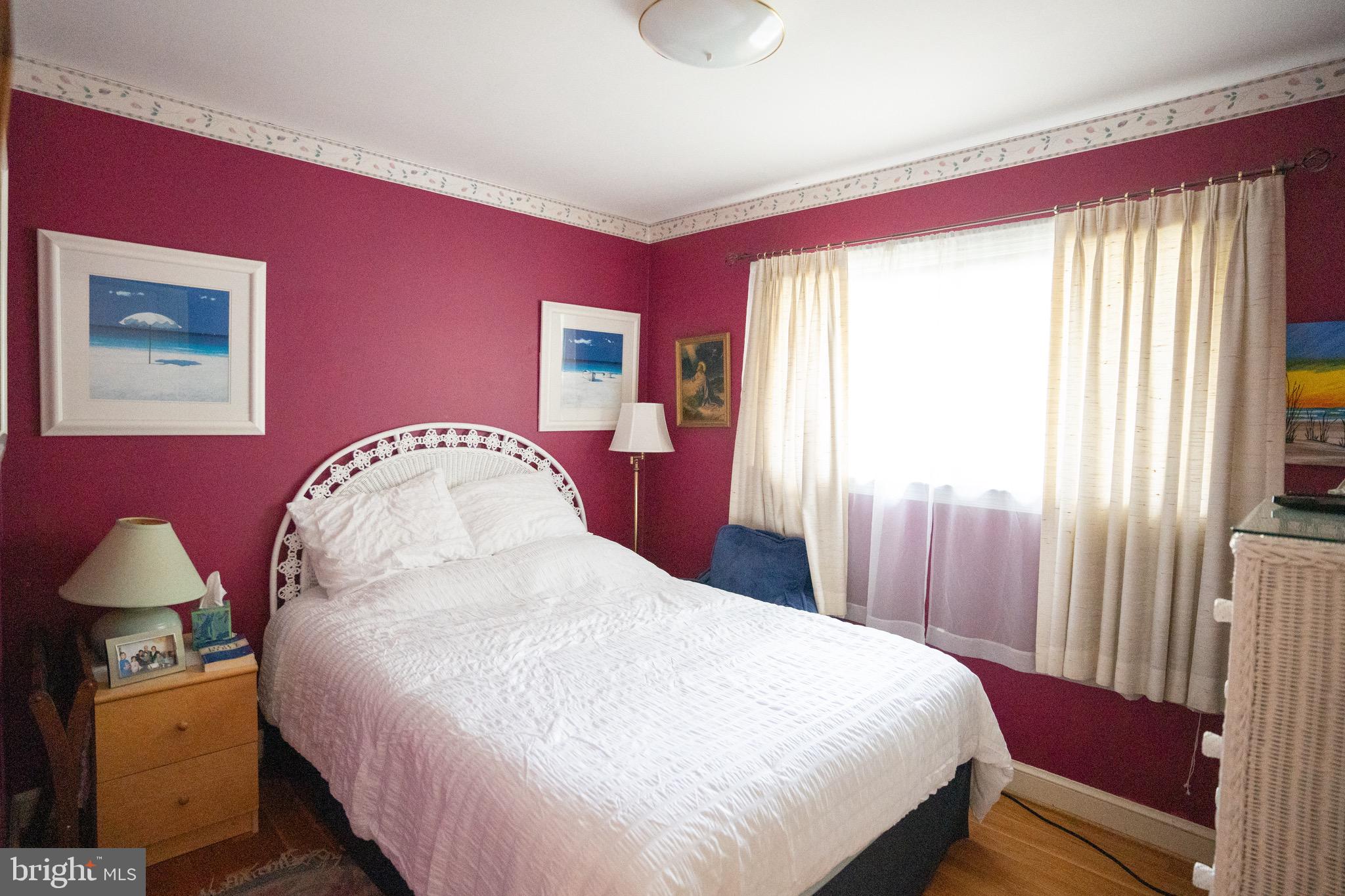 Real estate listing preview #14