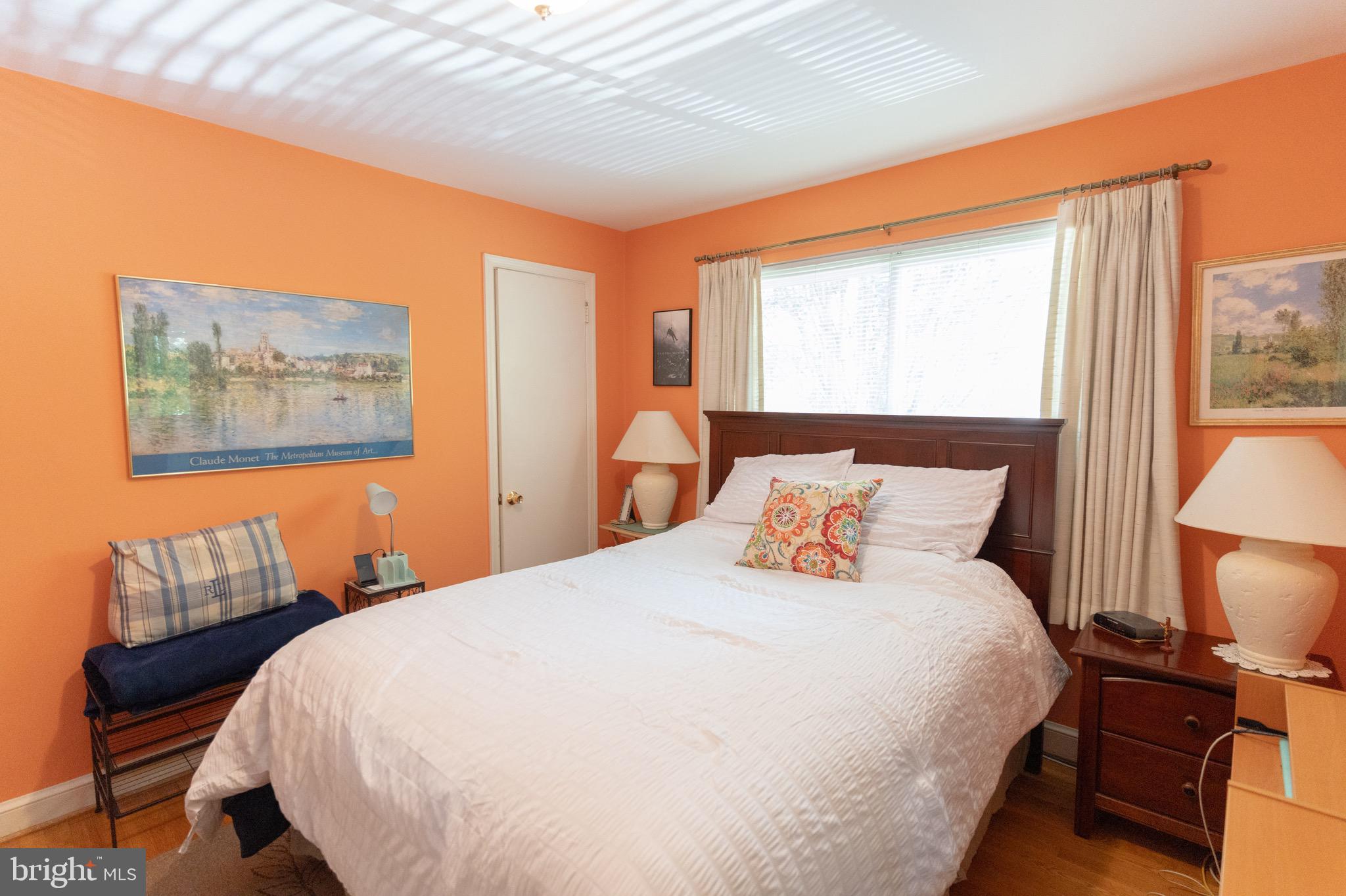 Real estate listing preview #15