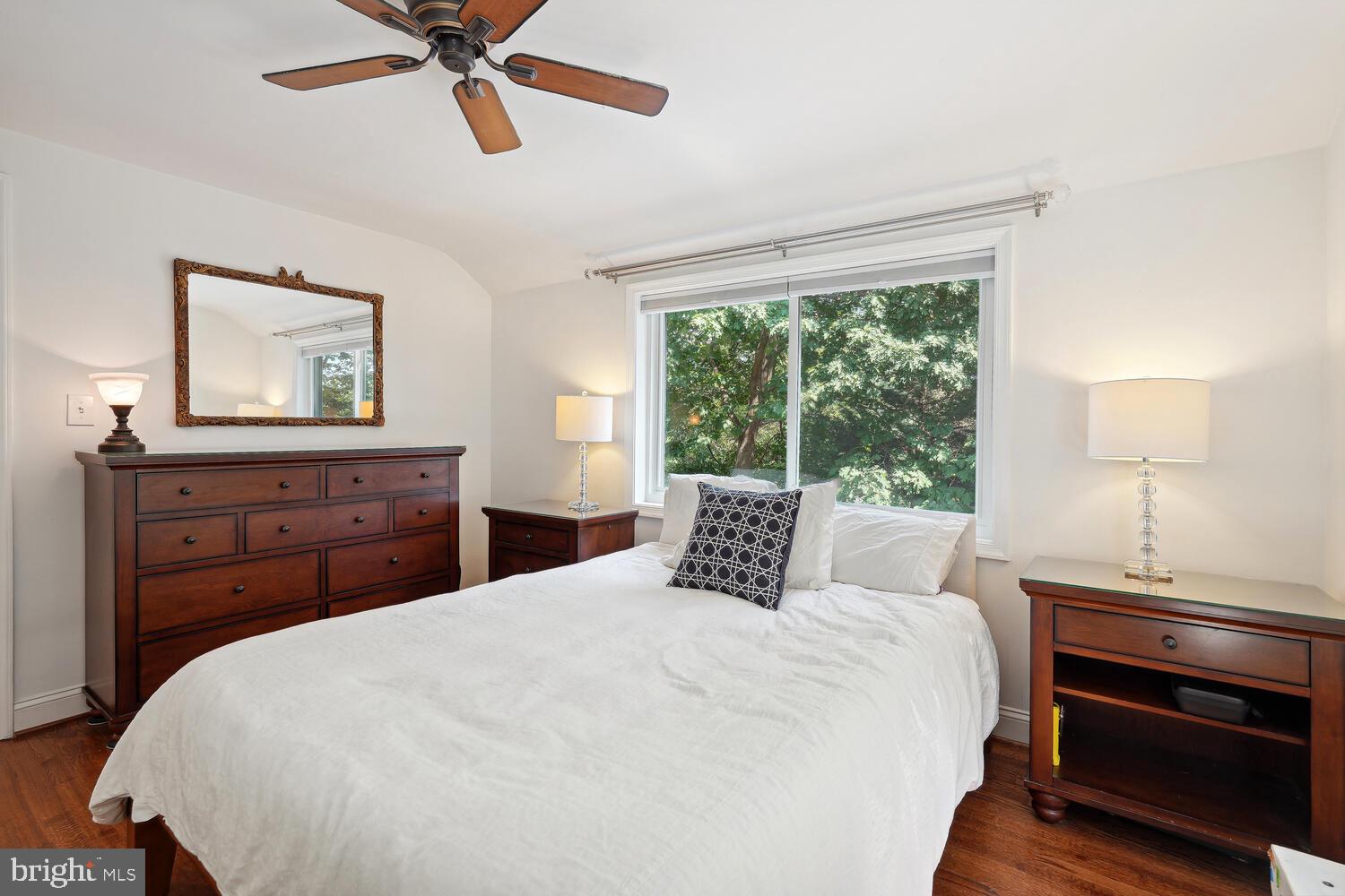 Real estate listing preview #15