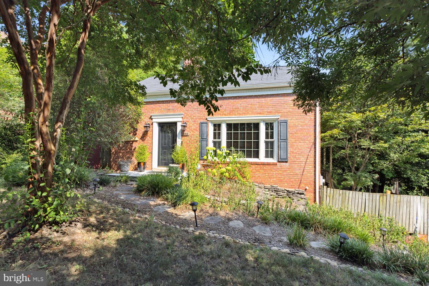 Real estate listing preview #19