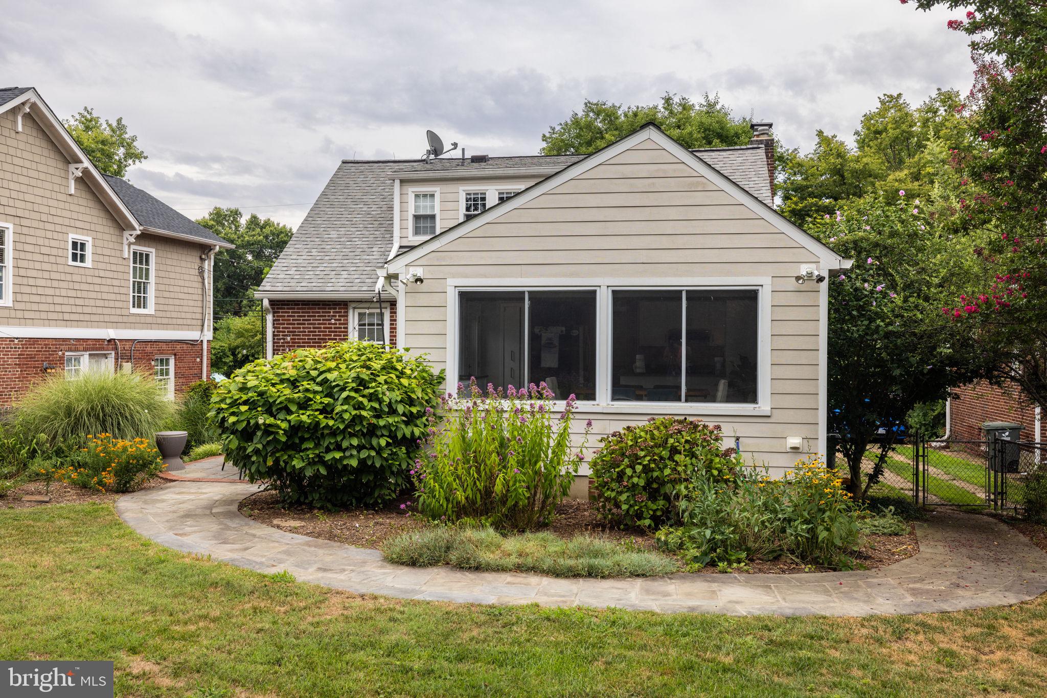 Real estate listing preview #45