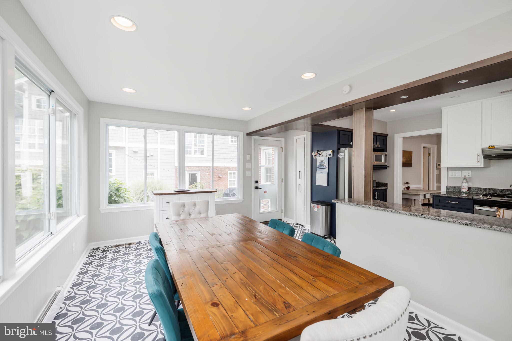 Real estate listing preview #16