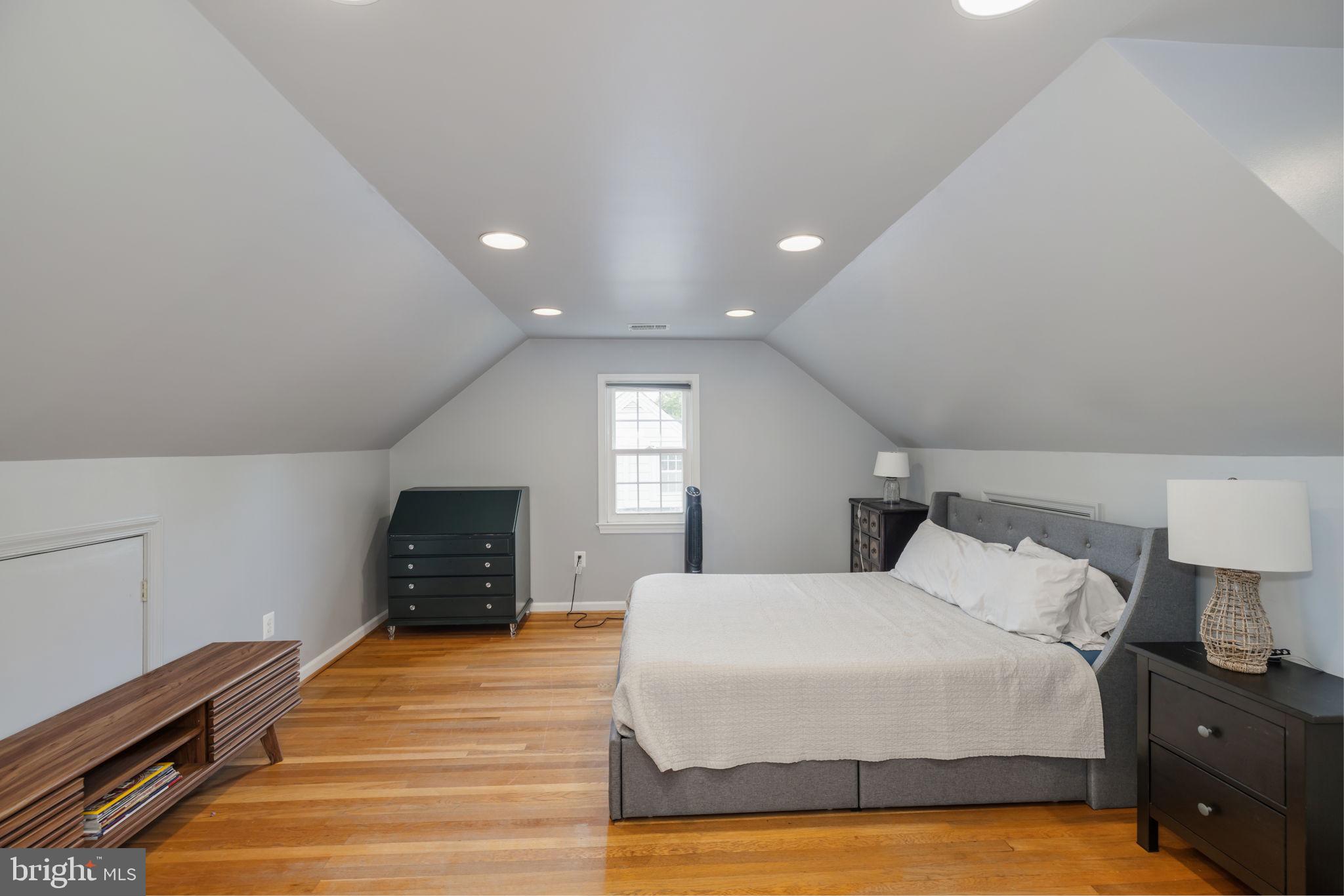 Real estate listing preview #27