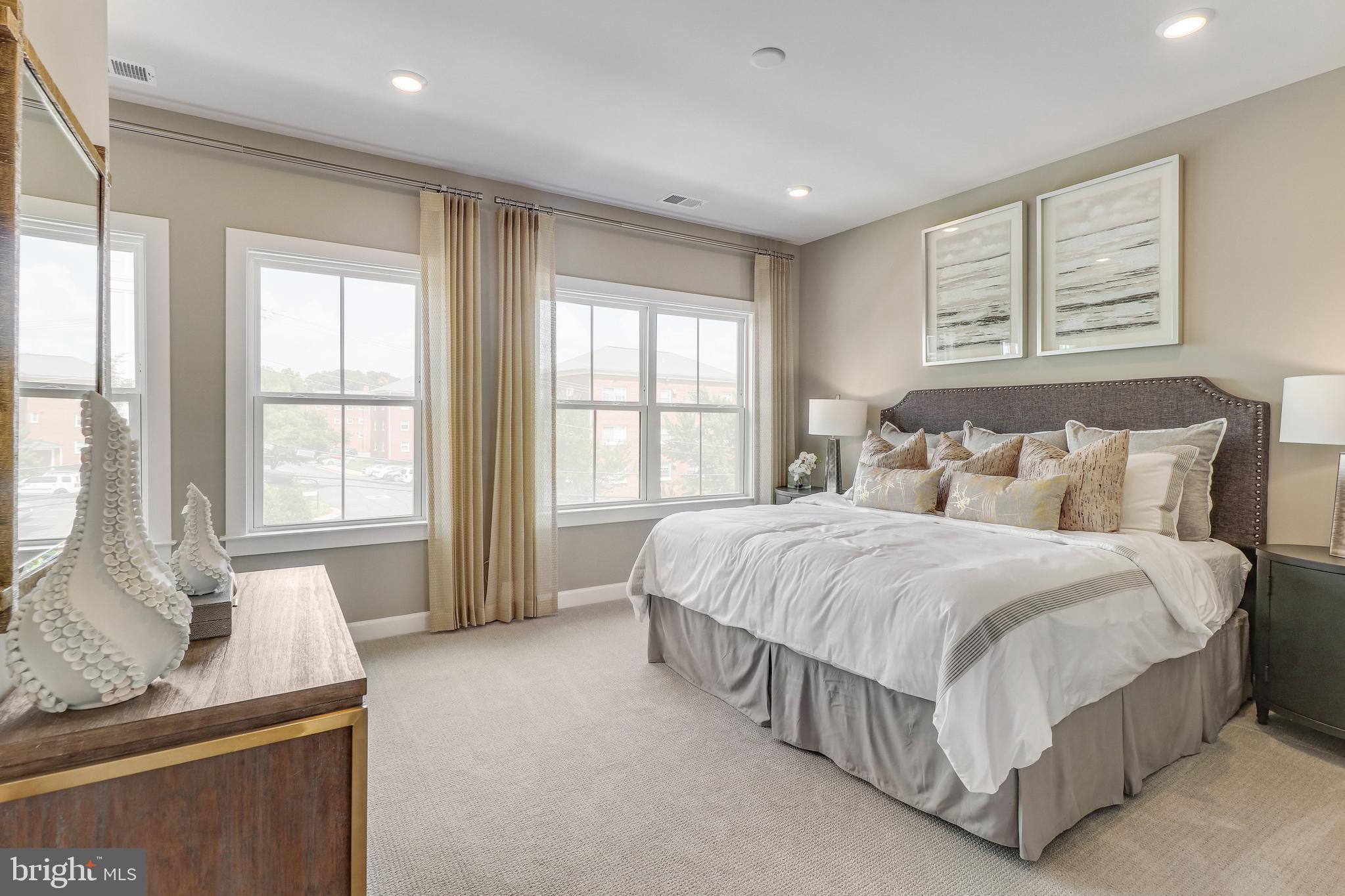 Real estate listing preview #5