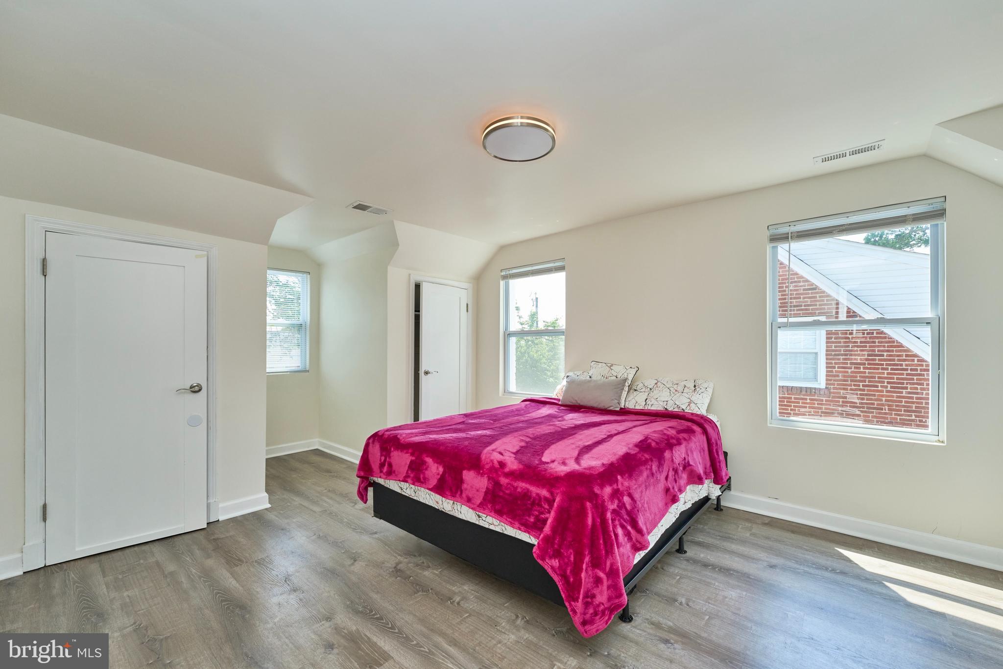 Real estate listing preview #21