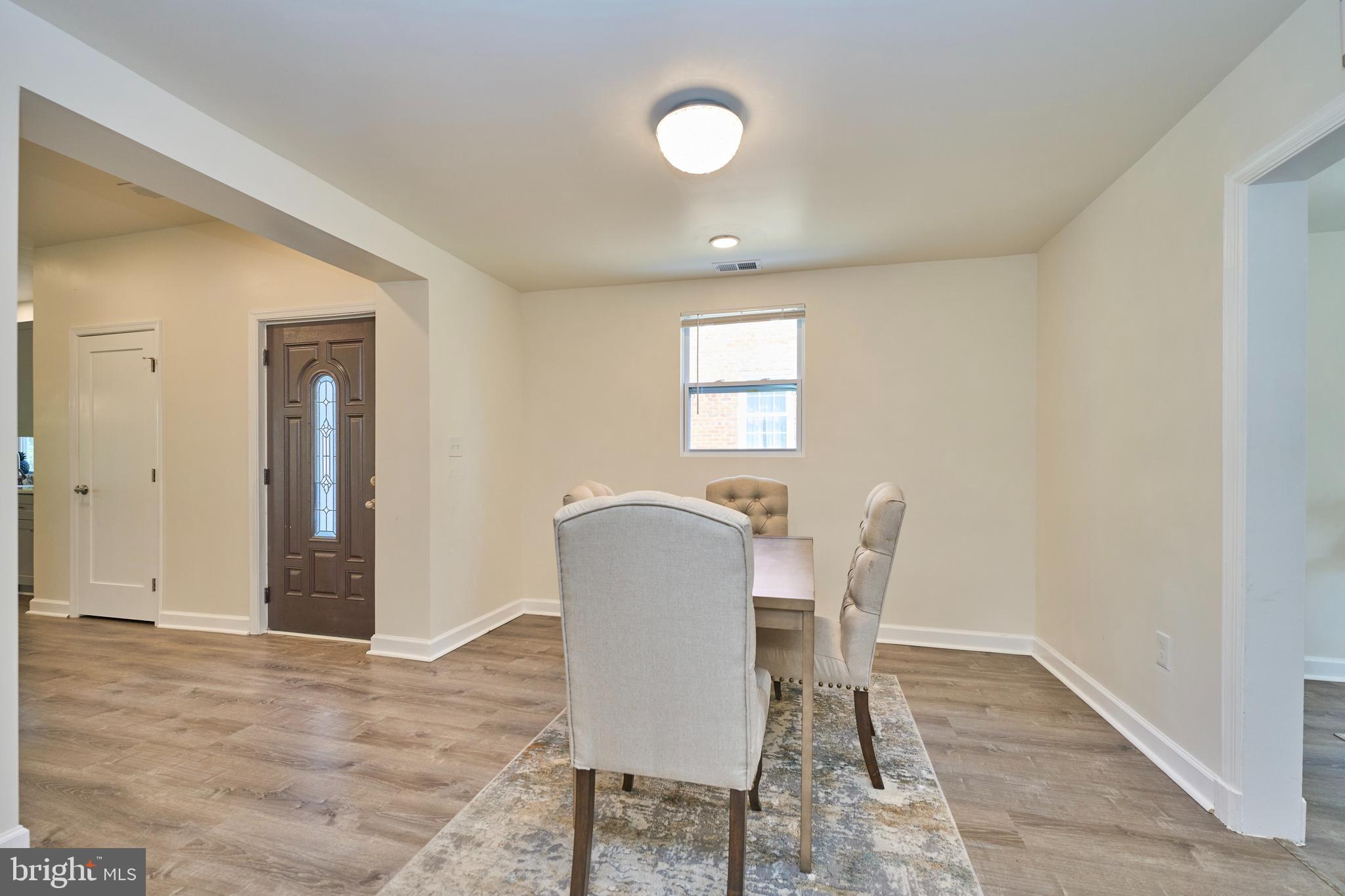 Real estate listing preview #10