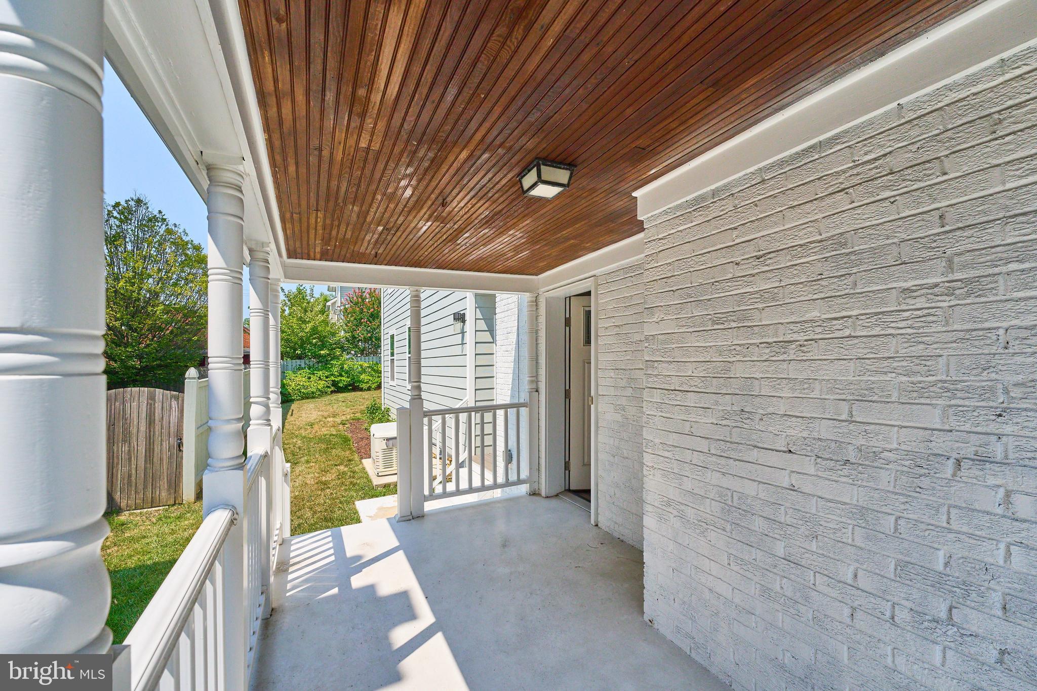 Real estate listing preview #25