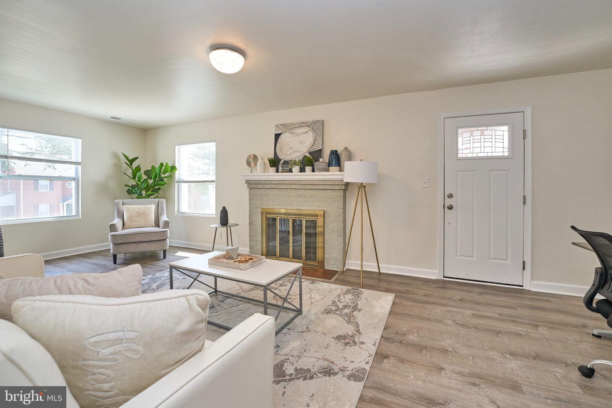 Real estate listing preview #5