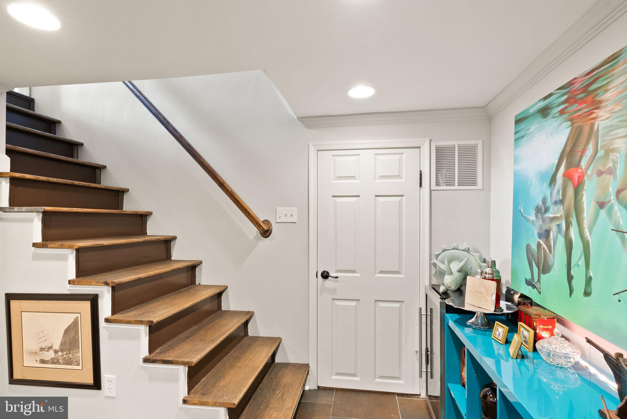 Real estate listing preview #24