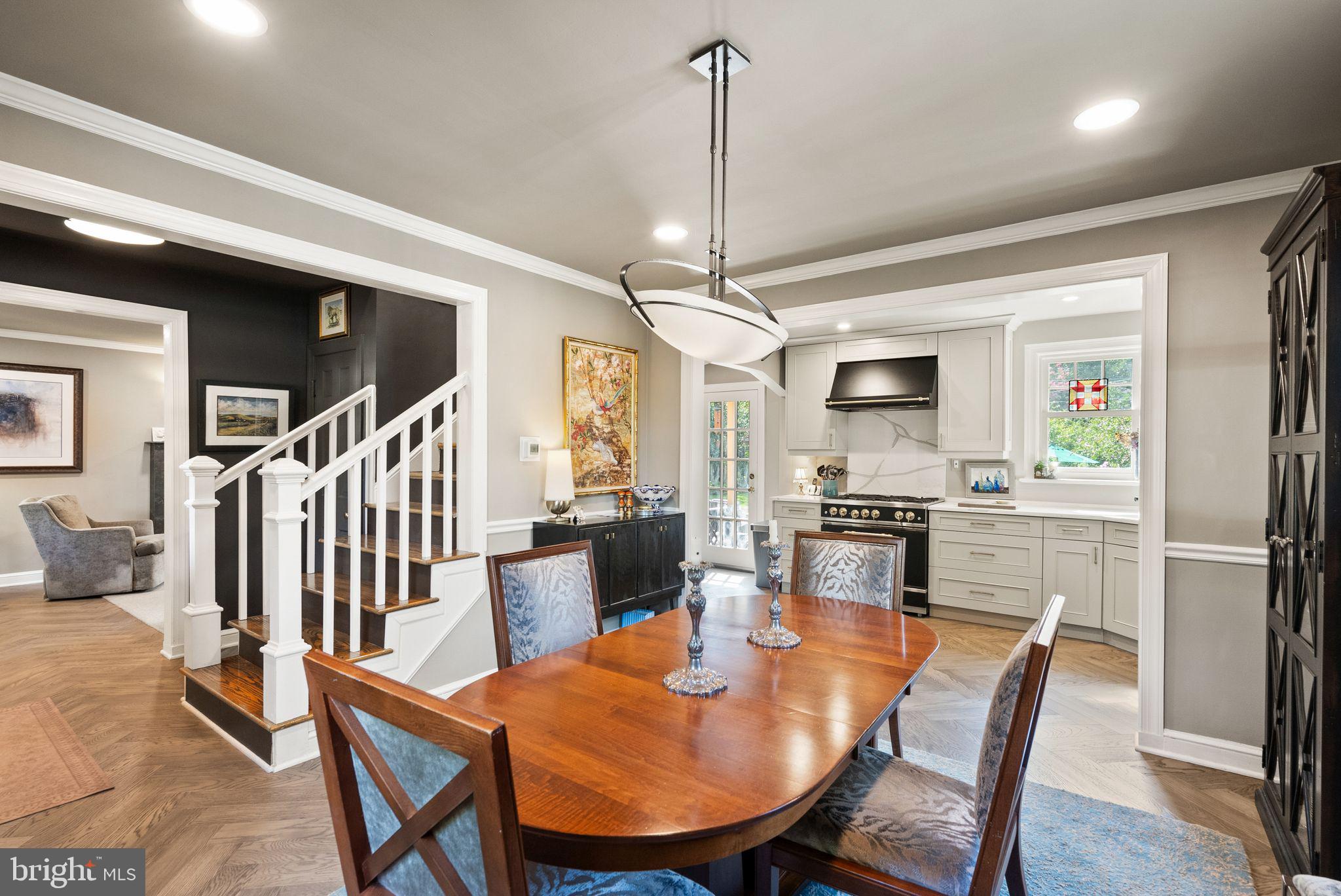 Real estate listing preview #9