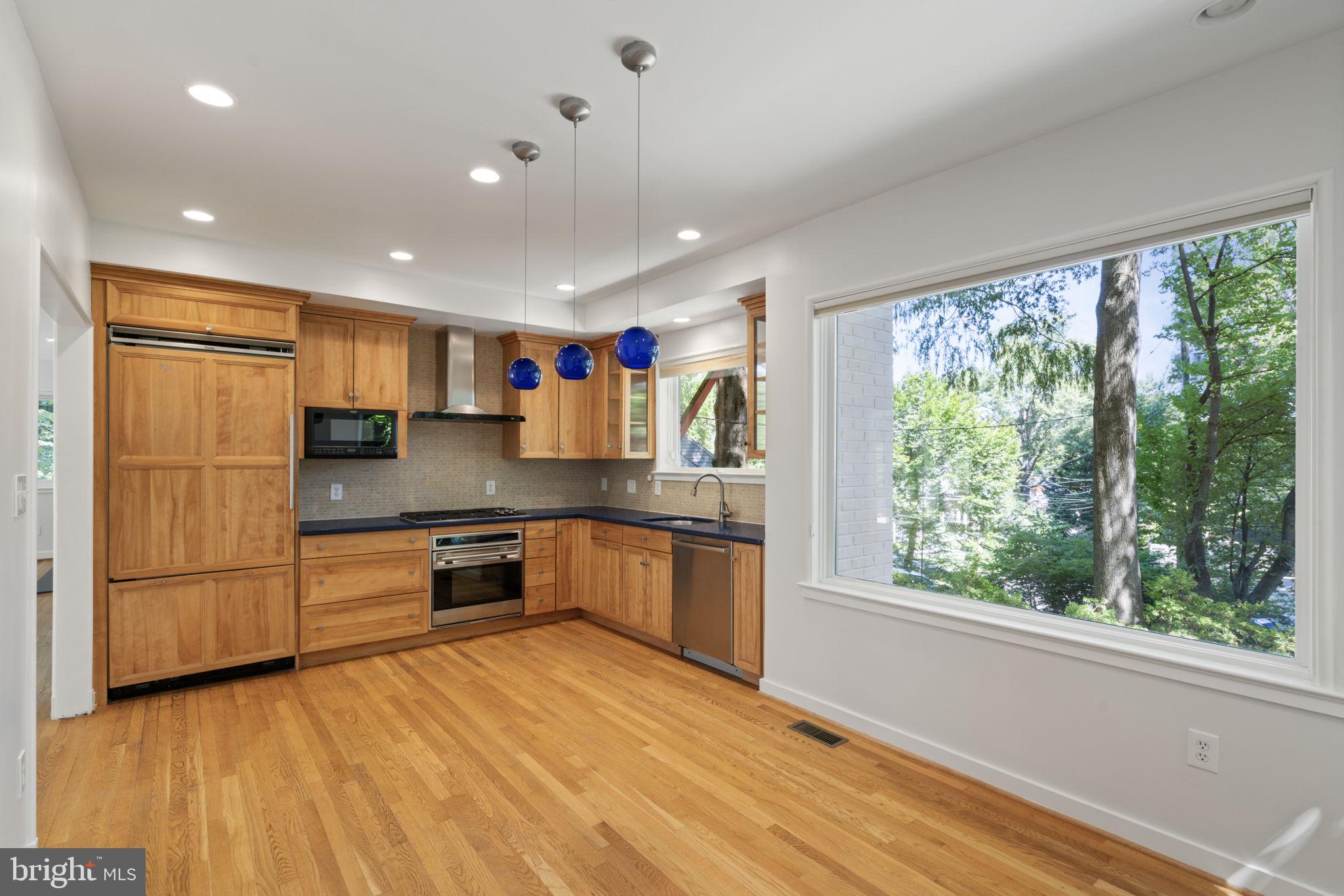 Real estate listing preview #17