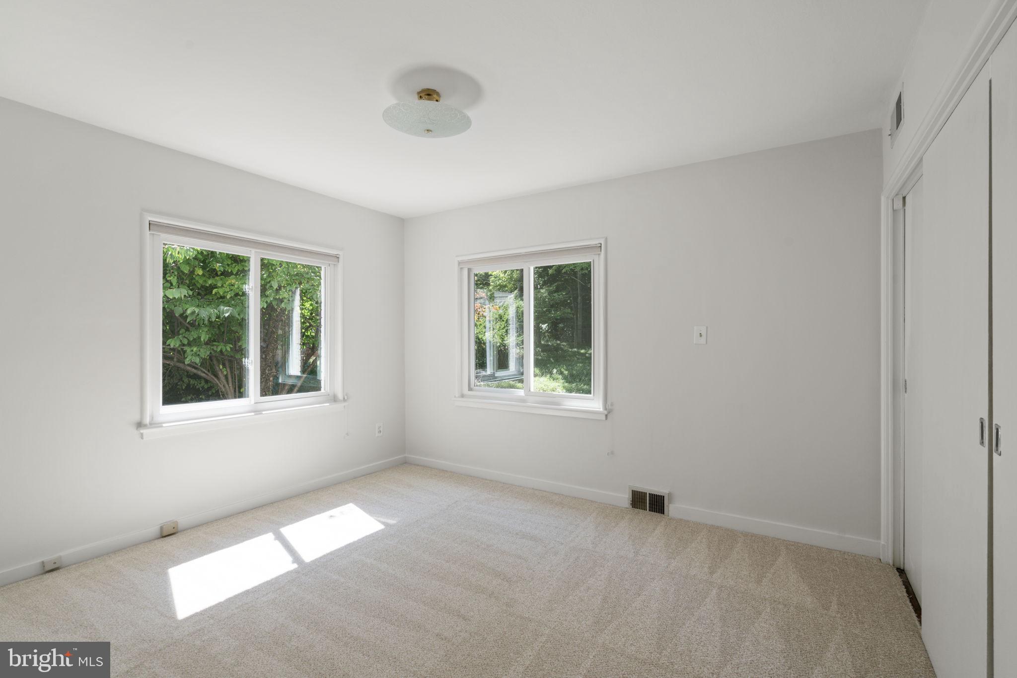 Real estate listing preview #25