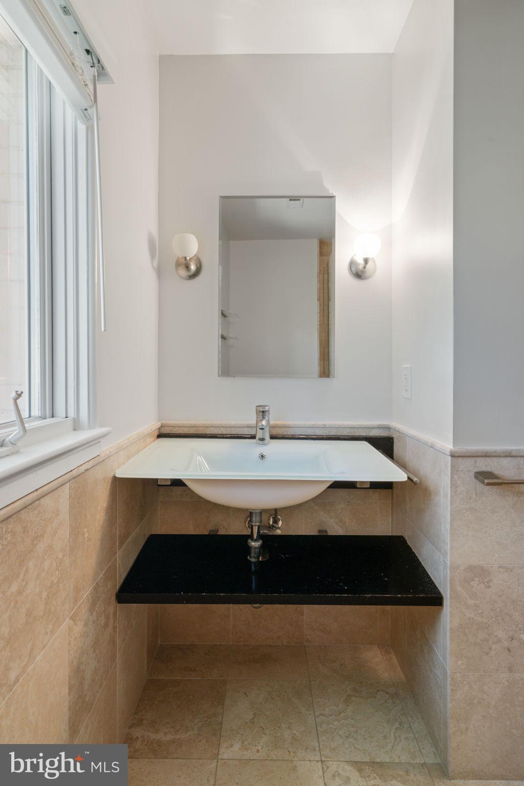 Real estate listing preview #32