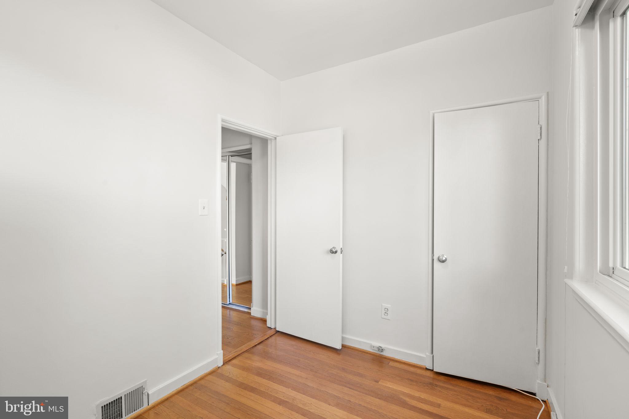 Real estate listing preview #22