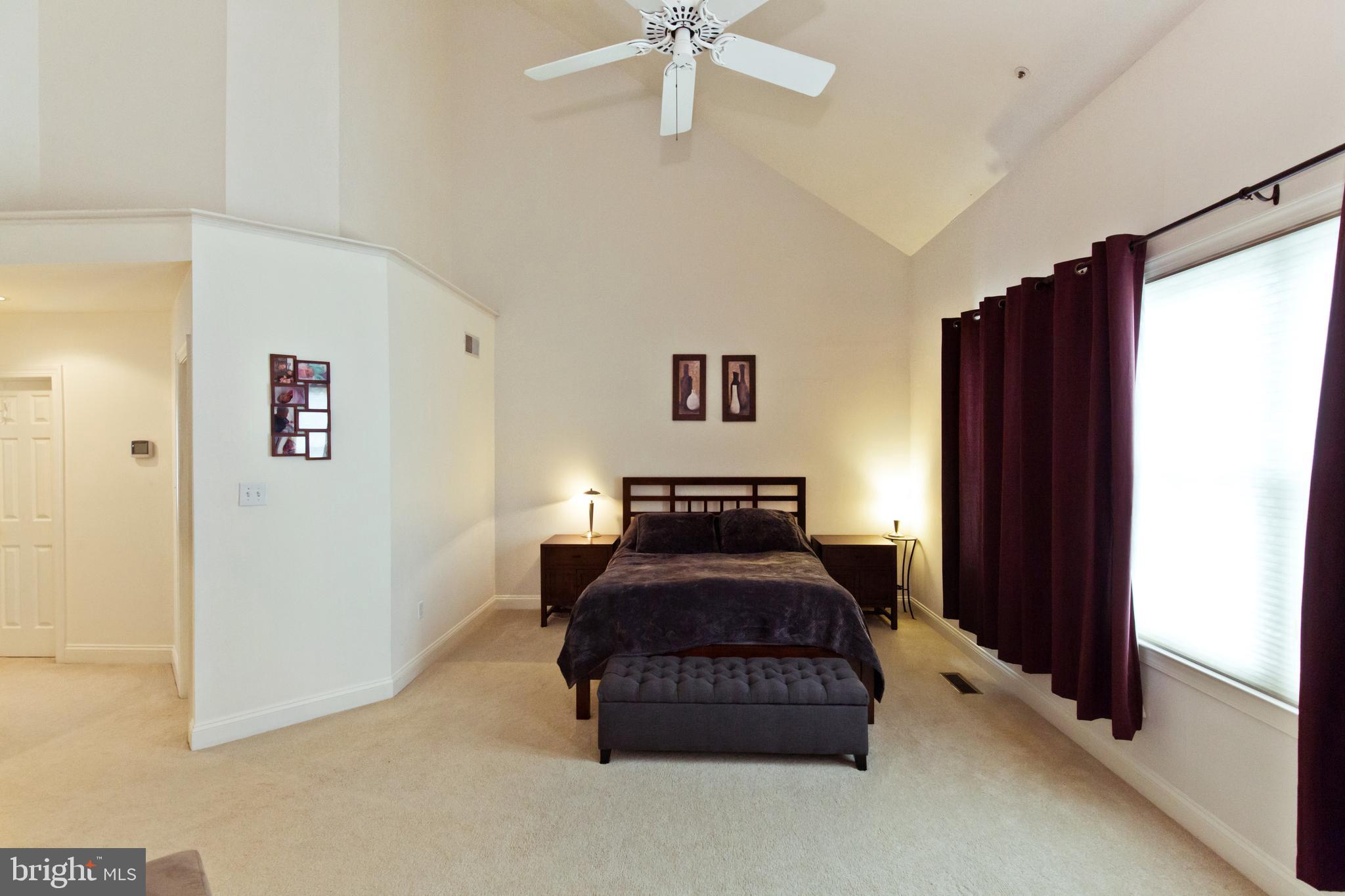 Real estate listing preview #10