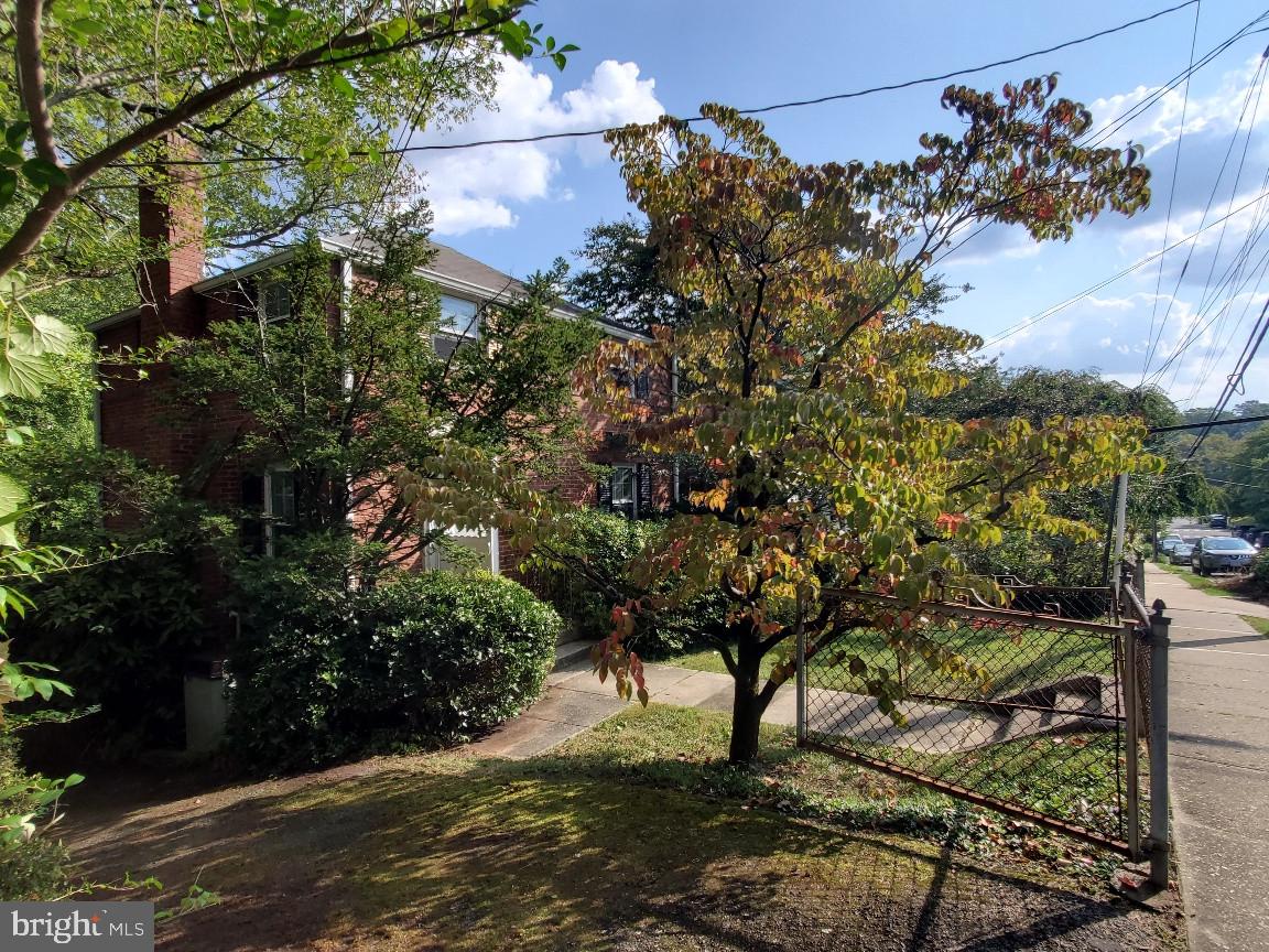 Real estate listing preview #14