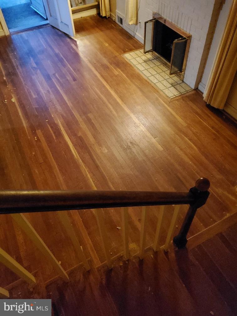 Real estate listing preview #25