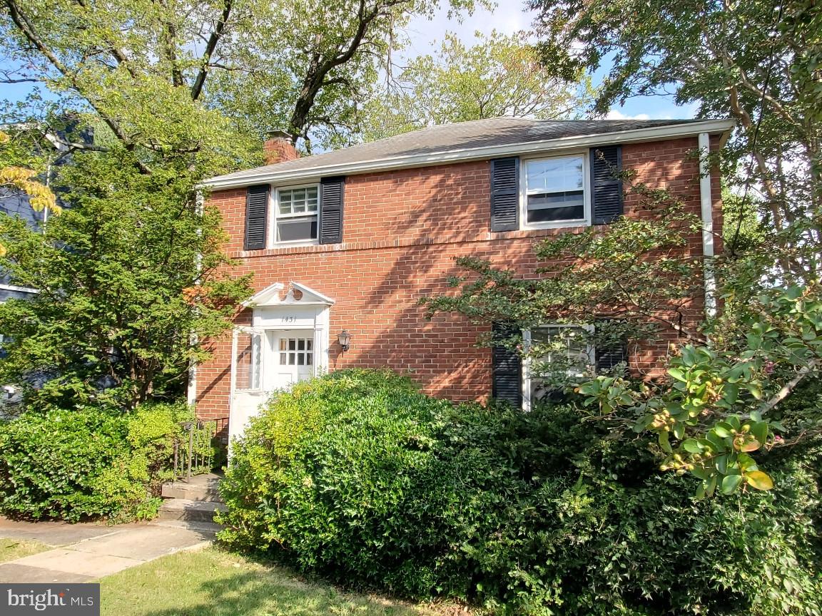 Real estate listing preview #1