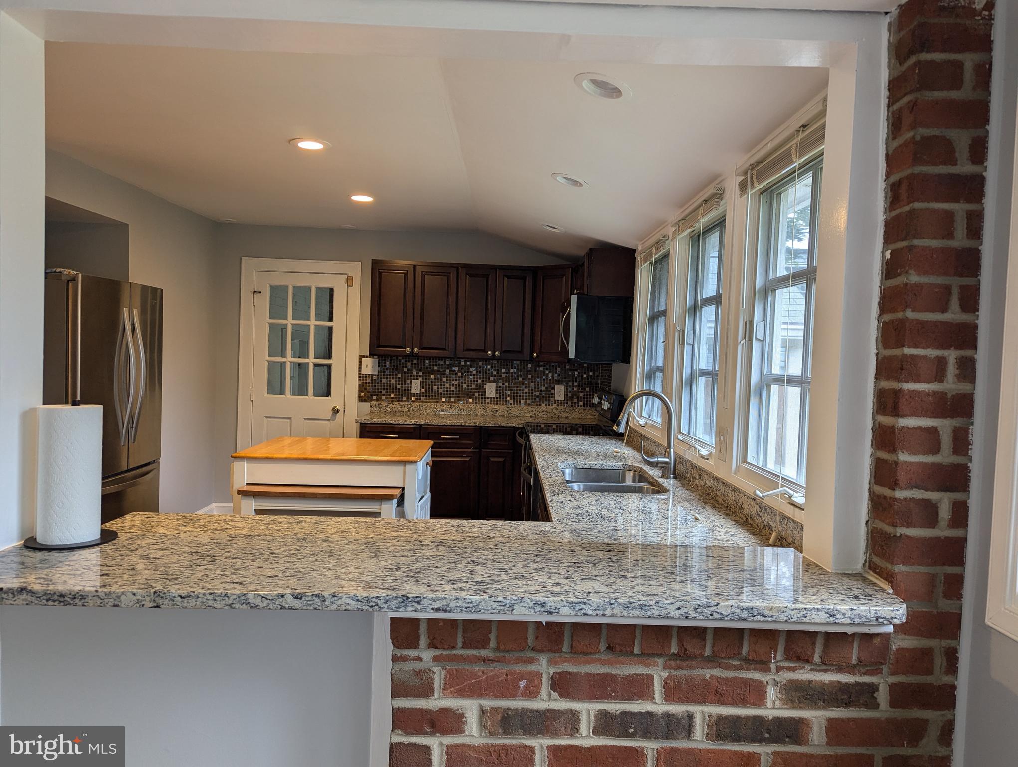 Real estate listing preview #18