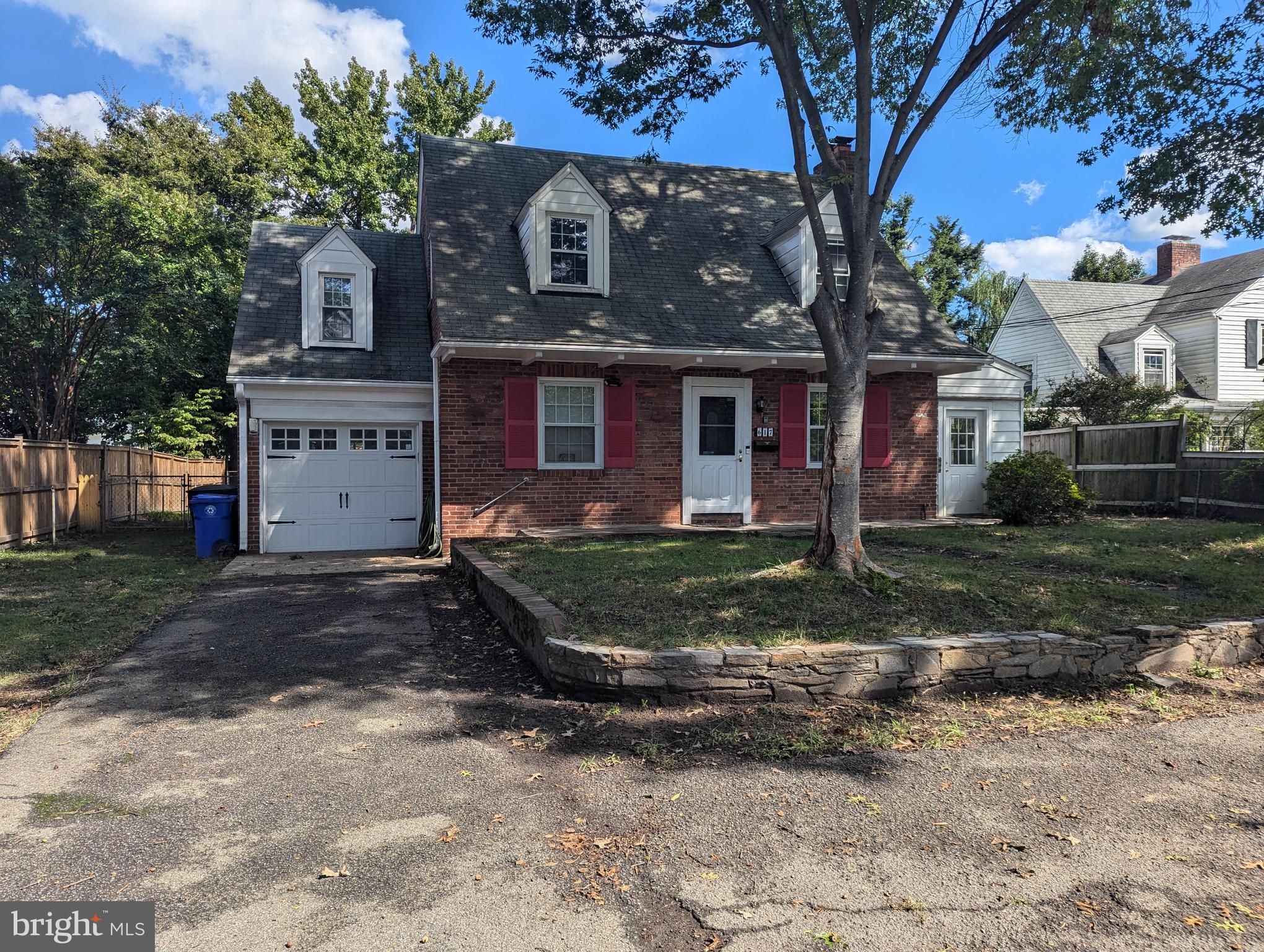 Real estate listing preview #1