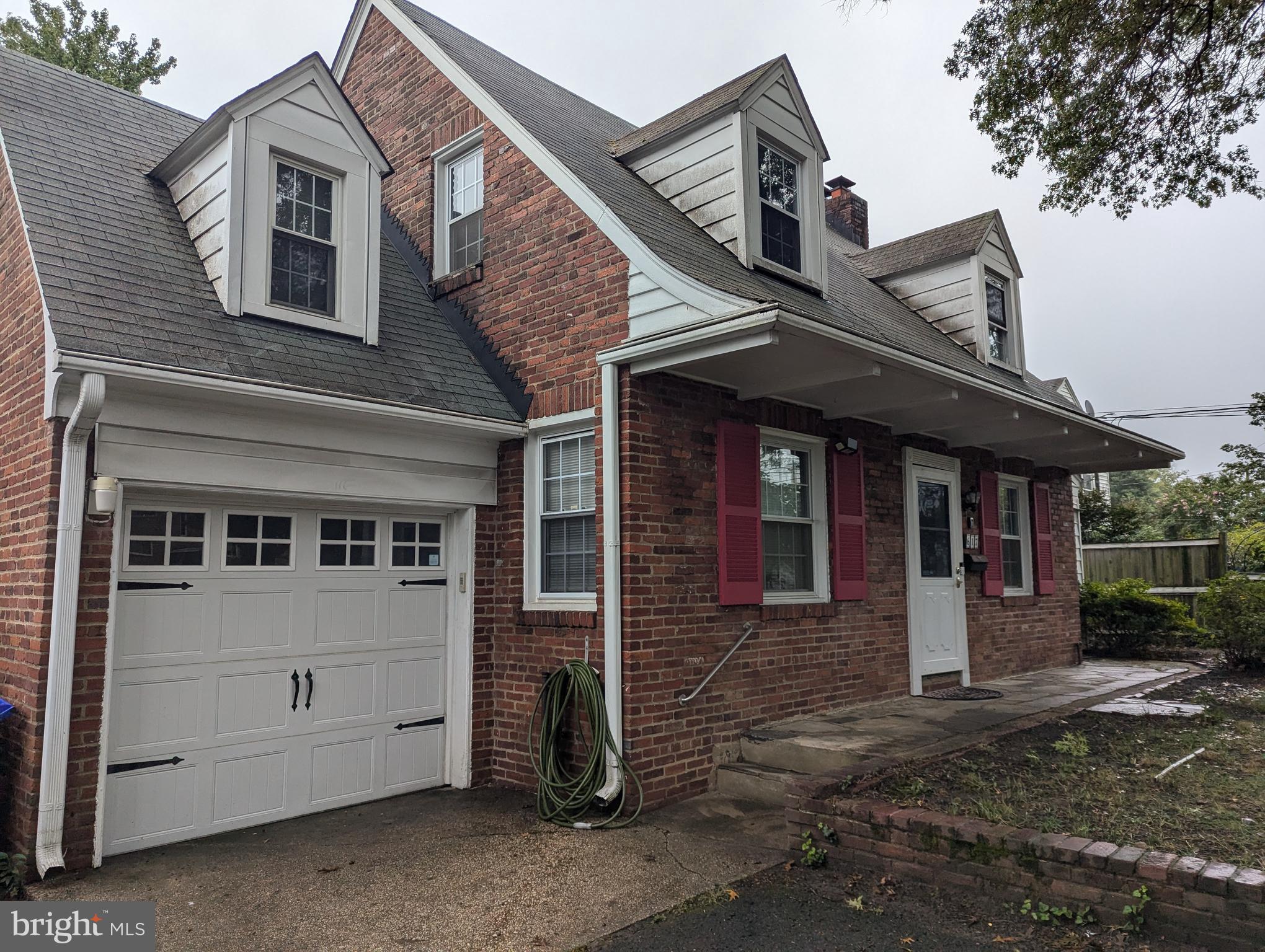 Real estate listing preview #3