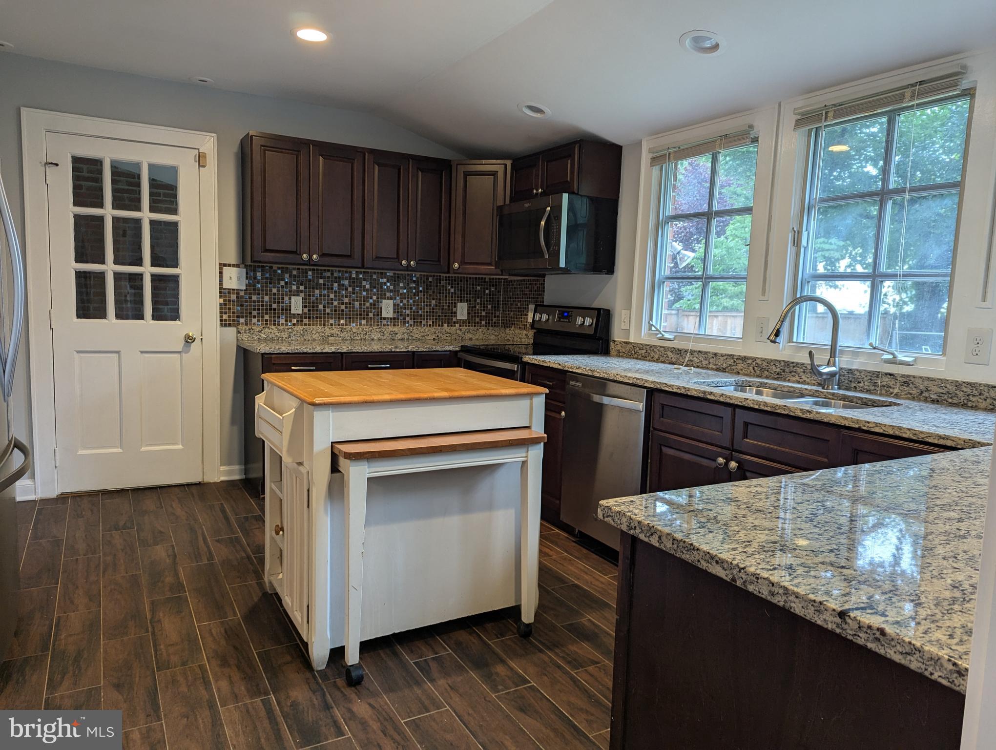 Real estate listing preview #19